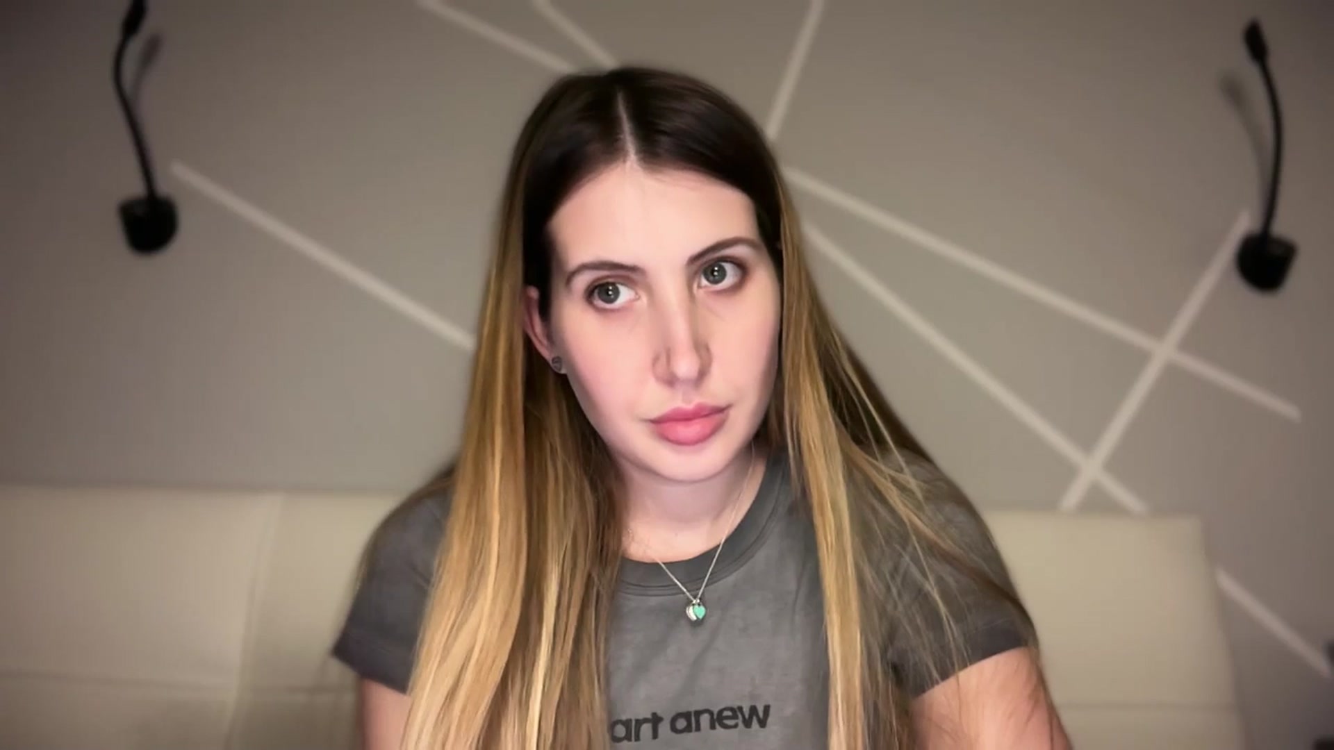 Gallery image thumbnail from MarryCox's myfreecams stream on, 01/08/2026, 14:22 image 8 of 20