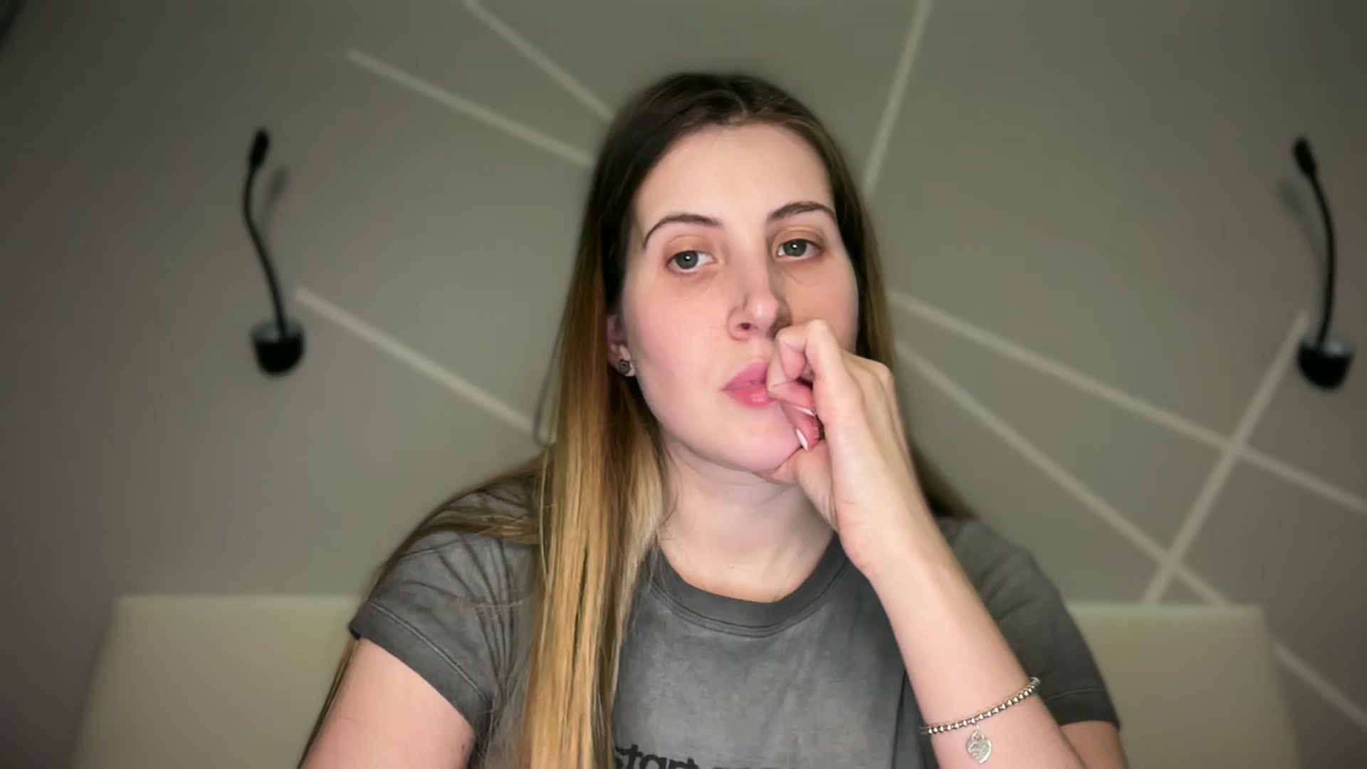Gallery image thumbnail from MarryCox's myfreecams stream on, 02/23/2026, 15:21 image 15 of 20