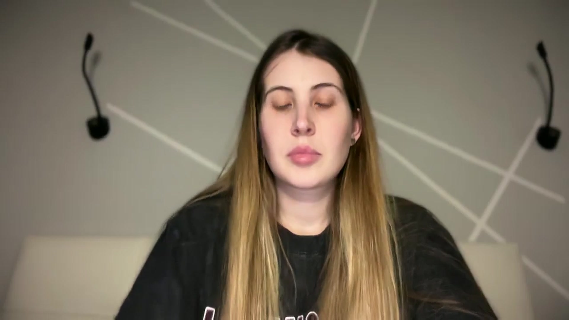 Gallery image thumbnail from MarryCox's myfreecams stream on, 03/06/2026, 15:39 image 14 of 20