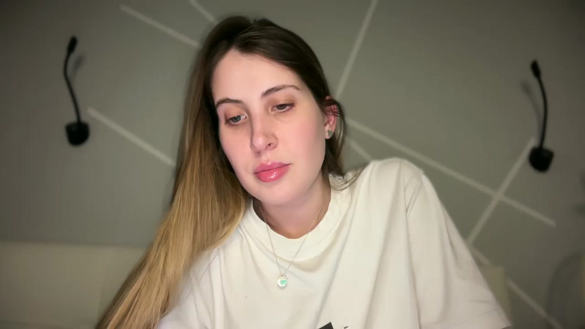 Gallery image thumbnail from MarryCox's myfreecams stream on, 03/17/2026, 14:54 image 2 of 20