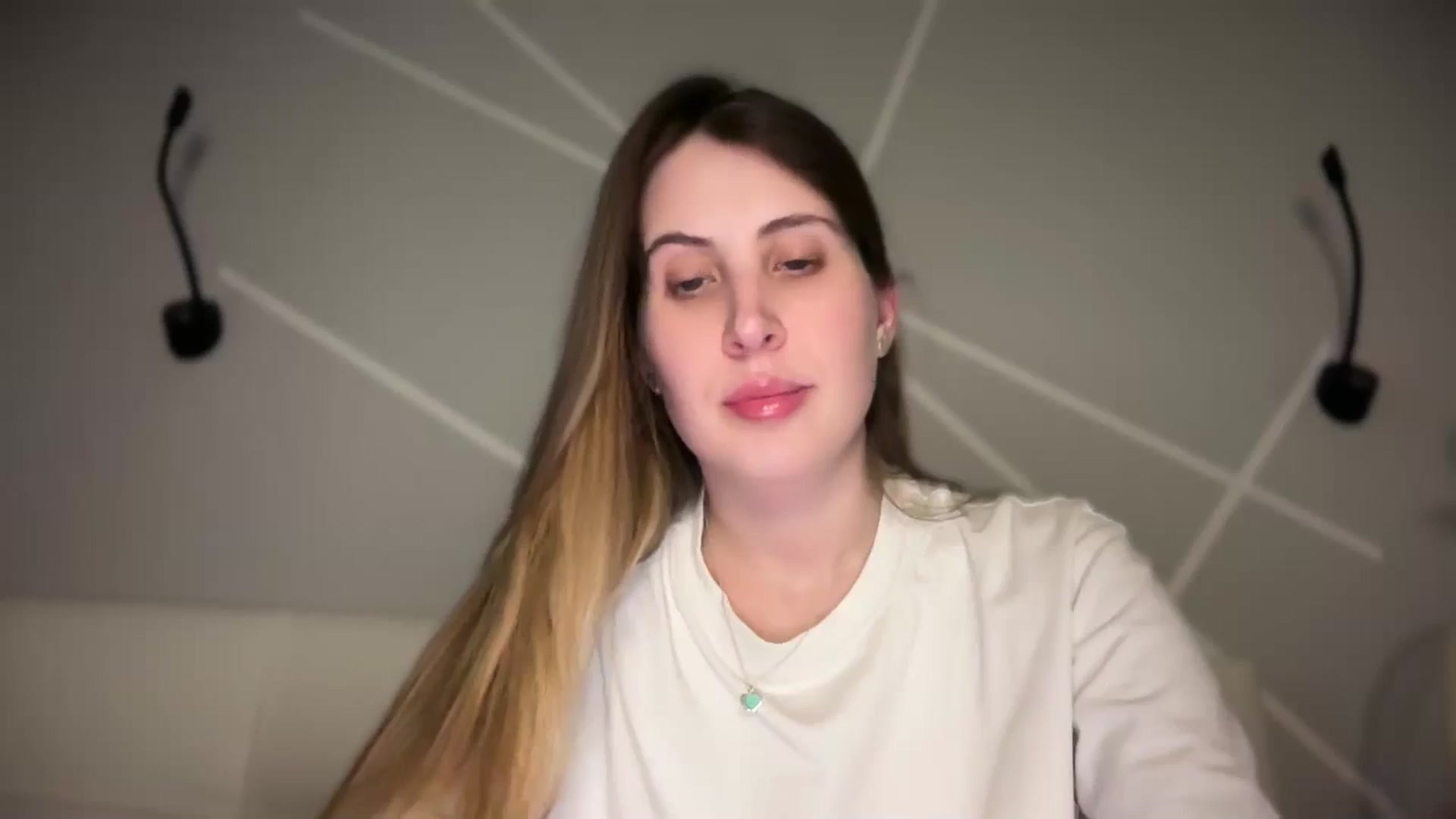 Gallery image thumbnail from MarryCox's myfreecams stream on, 03/17/2026, 14:54 image 3 of 20
