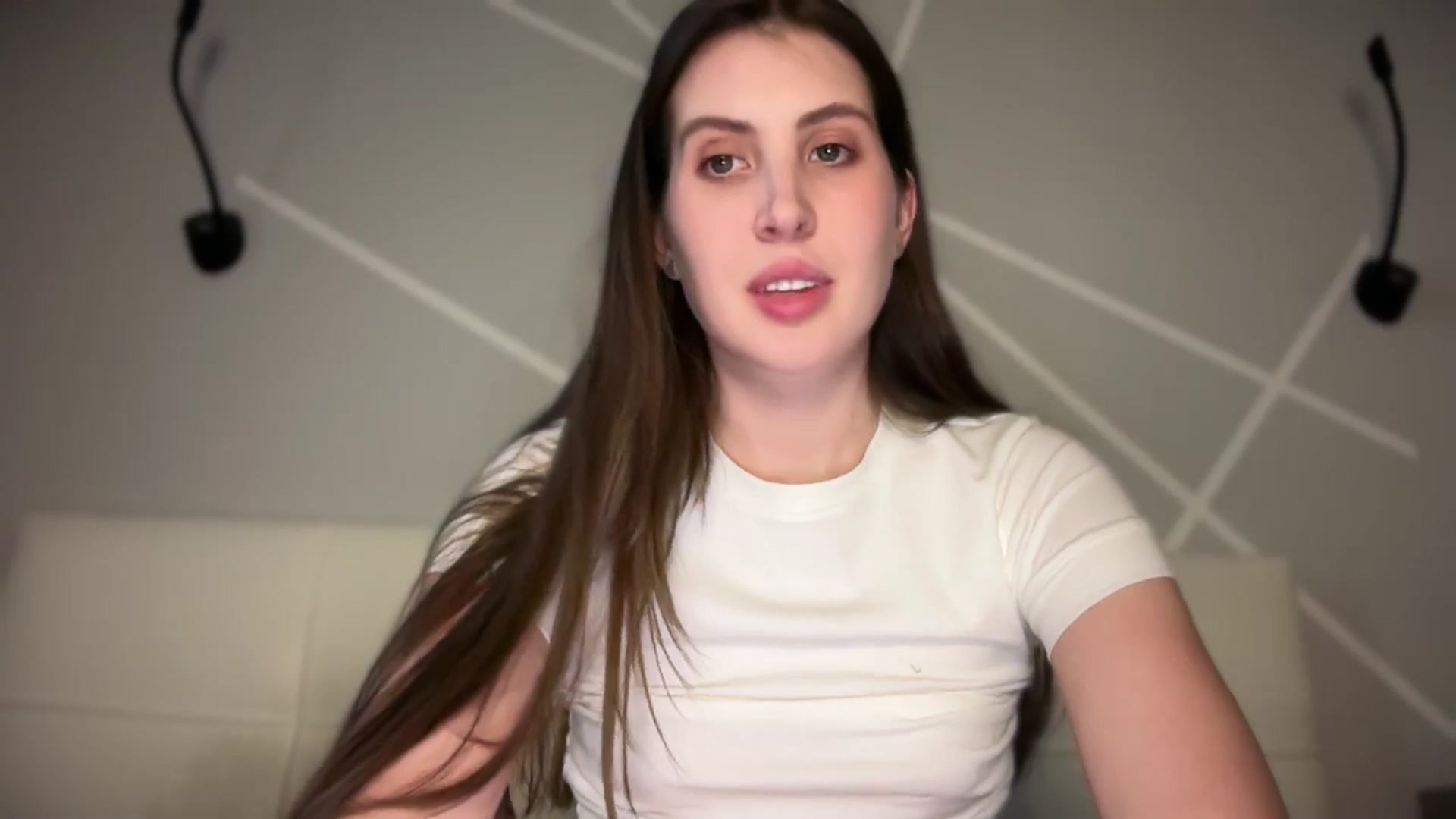 Gallery image thumbnail from MarryCox's myfreecams stream on, 03/25/2026, 15:40 image 3 of 20