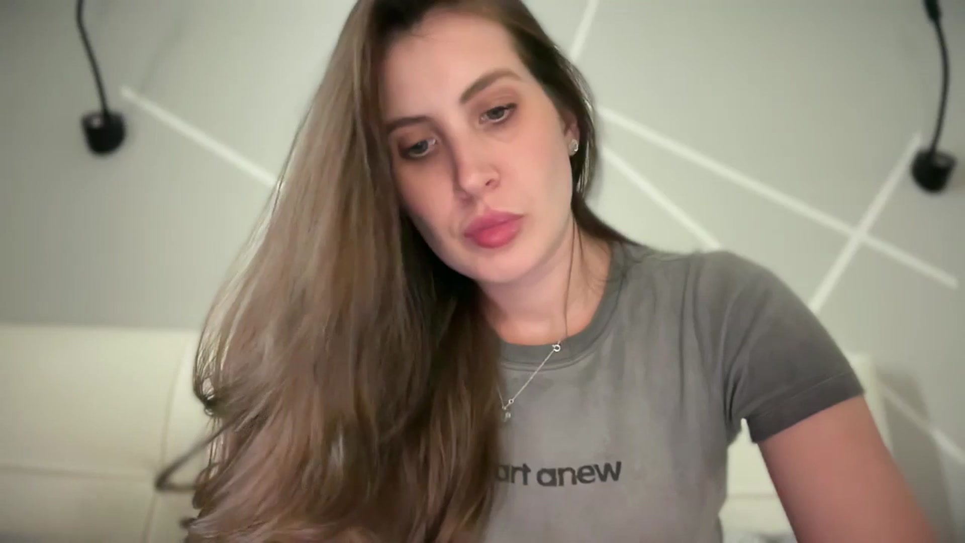 Gallery image thumbnail from MarryCox's myfreecams stream on, 05/05/2026, 13:16 image 6 of 20