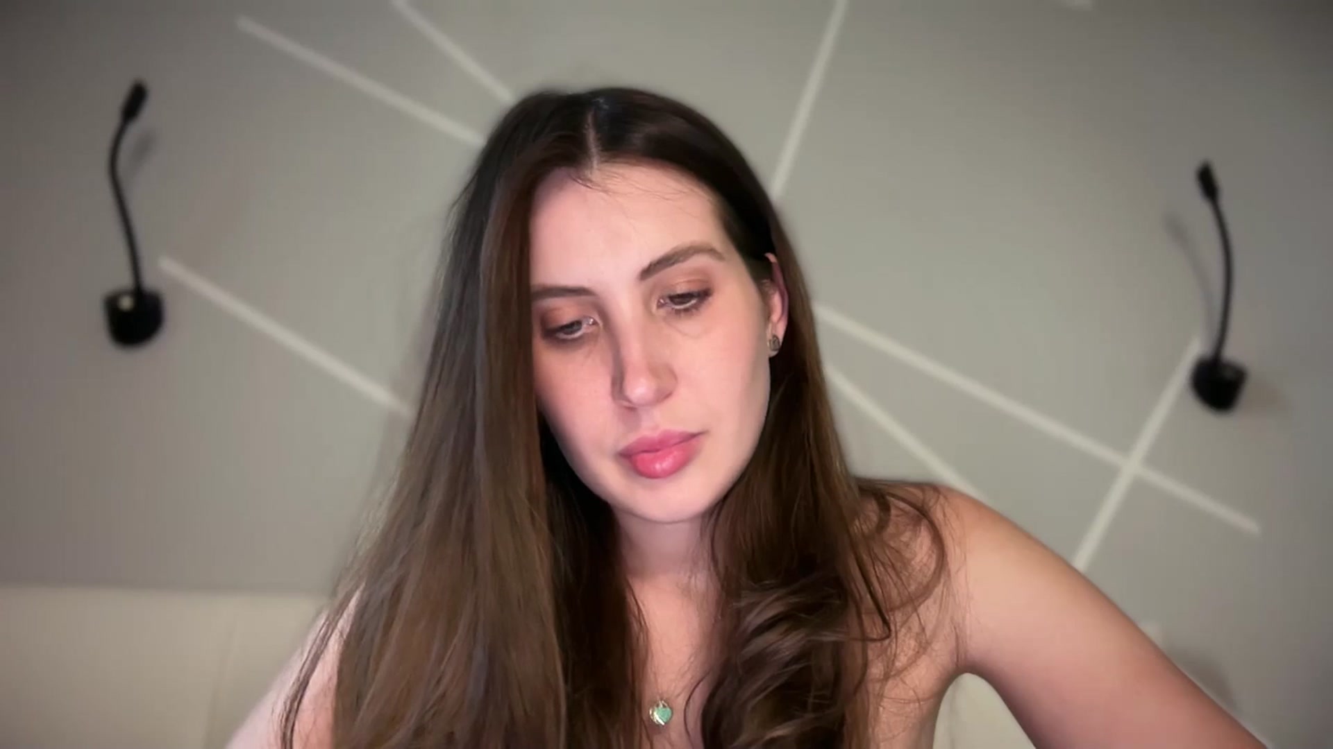 Gallery image thumbnail from MarryCox's myfreecams stream on, 05/05/2026, 13:38 image 3 of 20