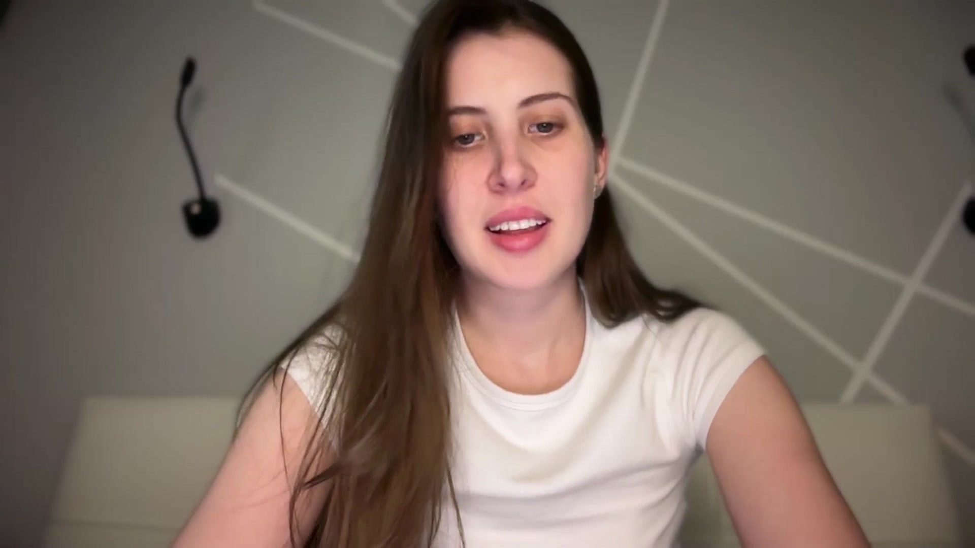Gallery image thumbnail from MarryCox's myfreecams stream on, 05/11/2026, 13:28 image 10 of 20
