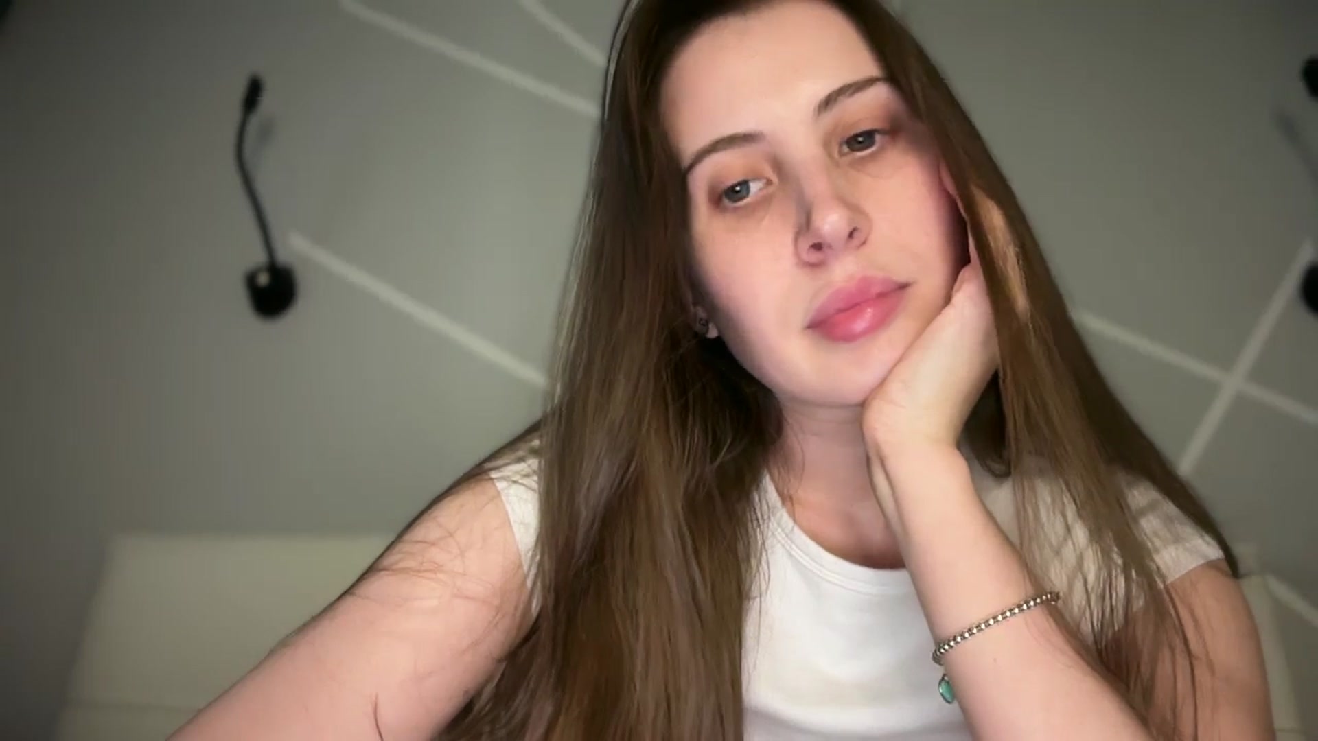 Gallery image thumbnail from MarryCox's myfreecams stream on, 05/11/2026, 13:28 image 15 of 20