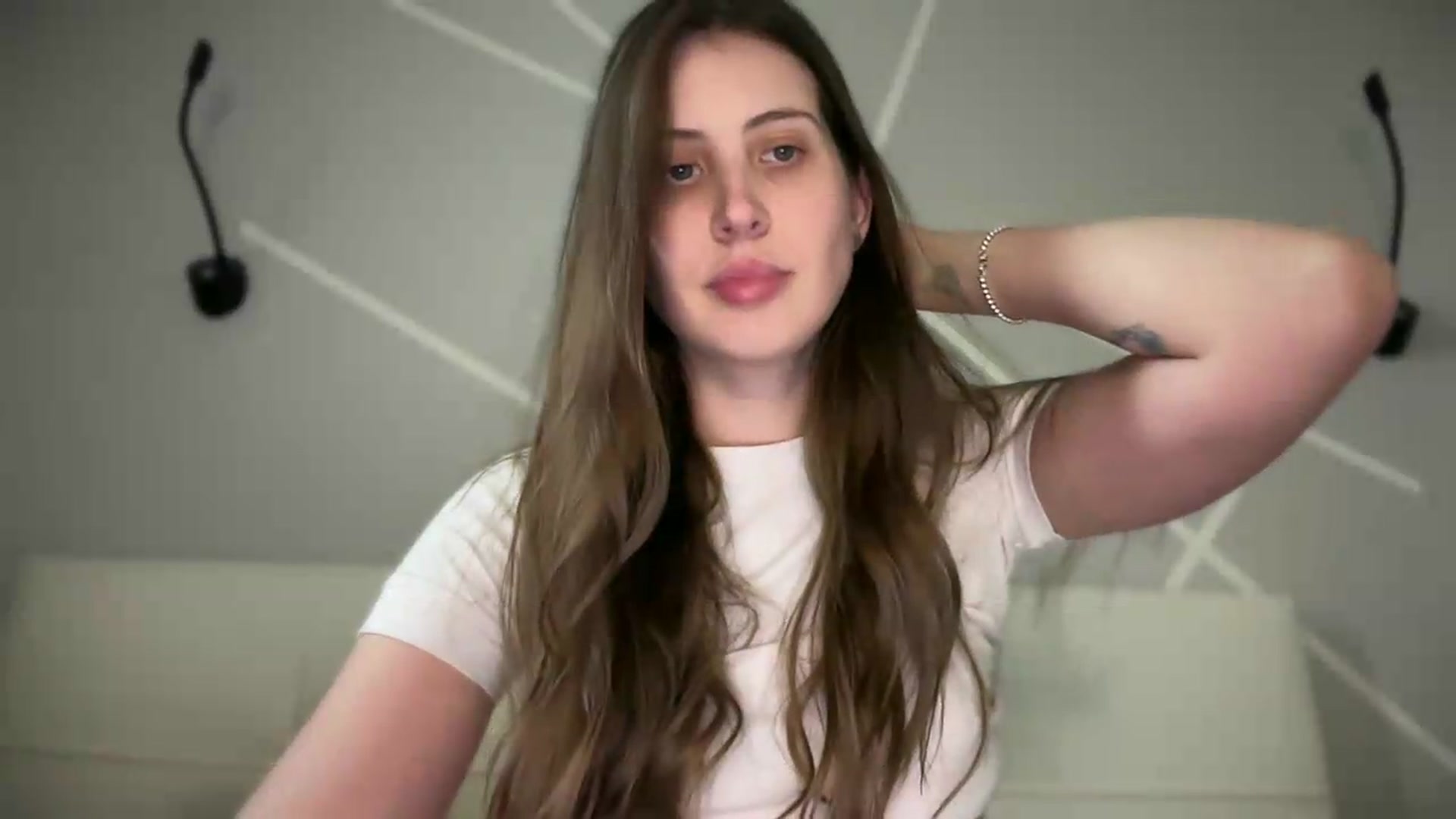 Gallery image thumbnail from MarryCox's myfreecams stream on, 05/18/2026, 14:07 image 2 of 20