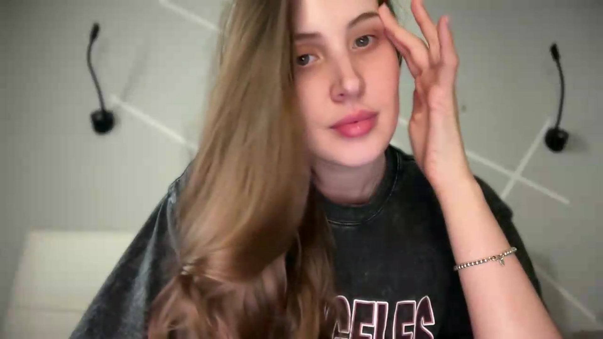 Gallery image thumbnail from MarryCox's myfreecams stream on, 05/25/2026, 13:34 image 8 of 20