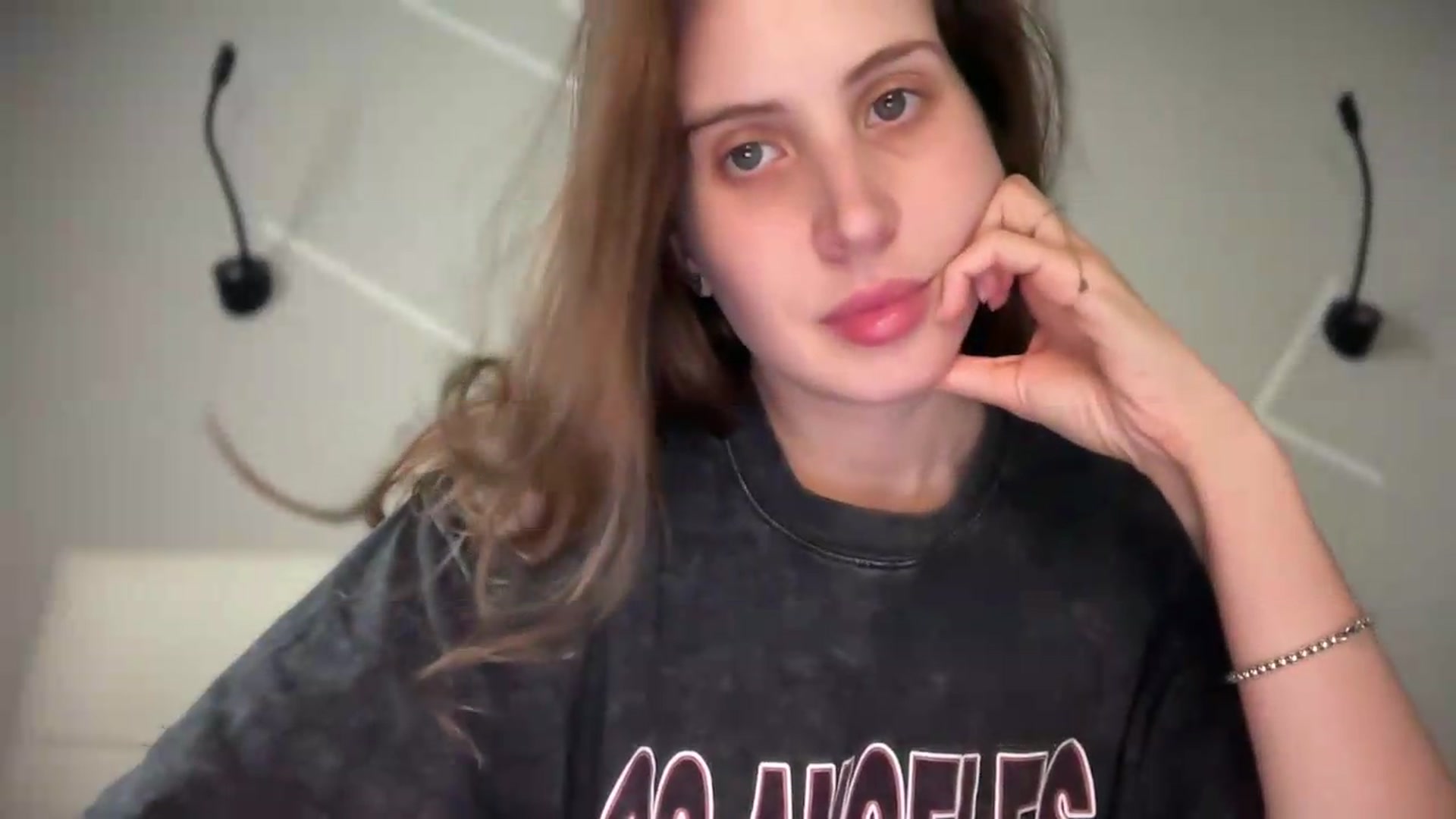Gallery image thumbnail from MarryCox's myfreecams stream on, 05/25/2026, 13:34 image 16 of 20