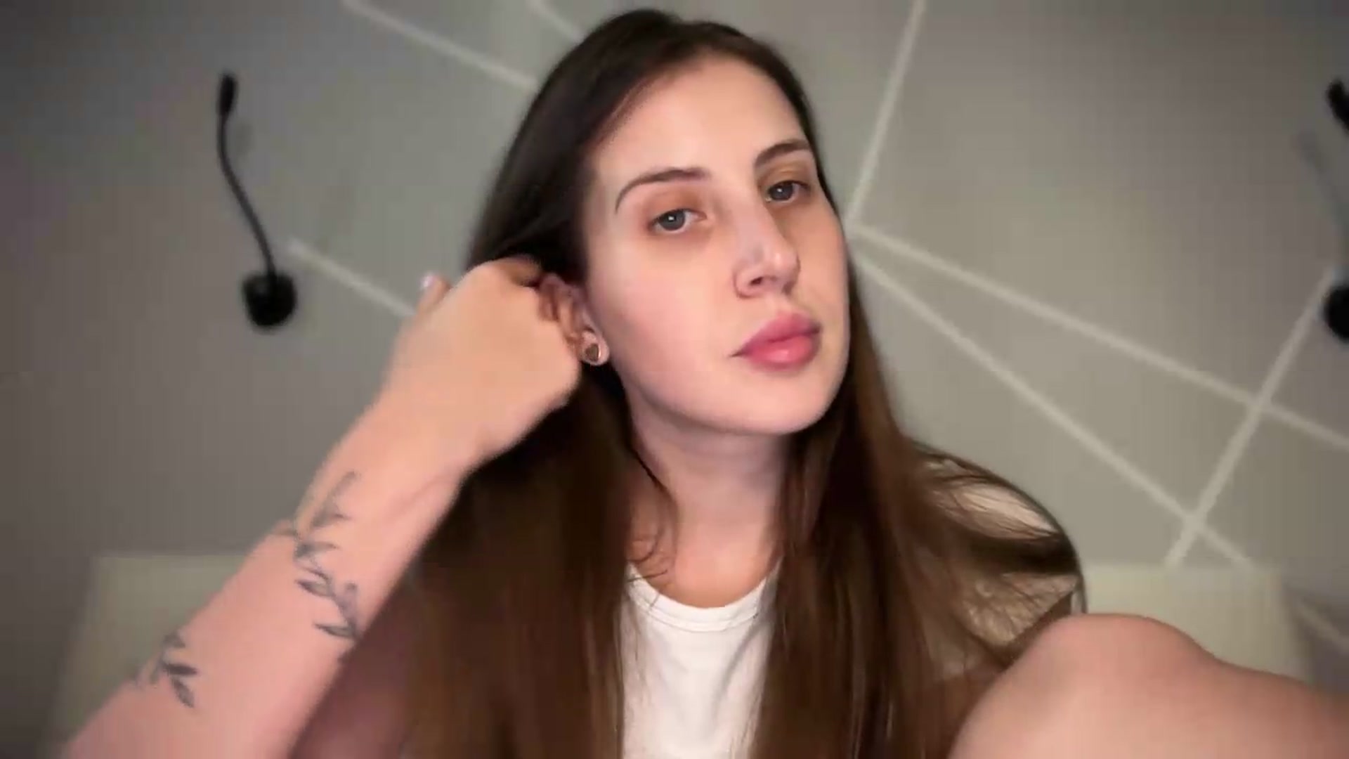 Gallery image thumbnail from MarryCox's myfreecams stream on, 07/16/2026, 13:51 image 3 of 20
