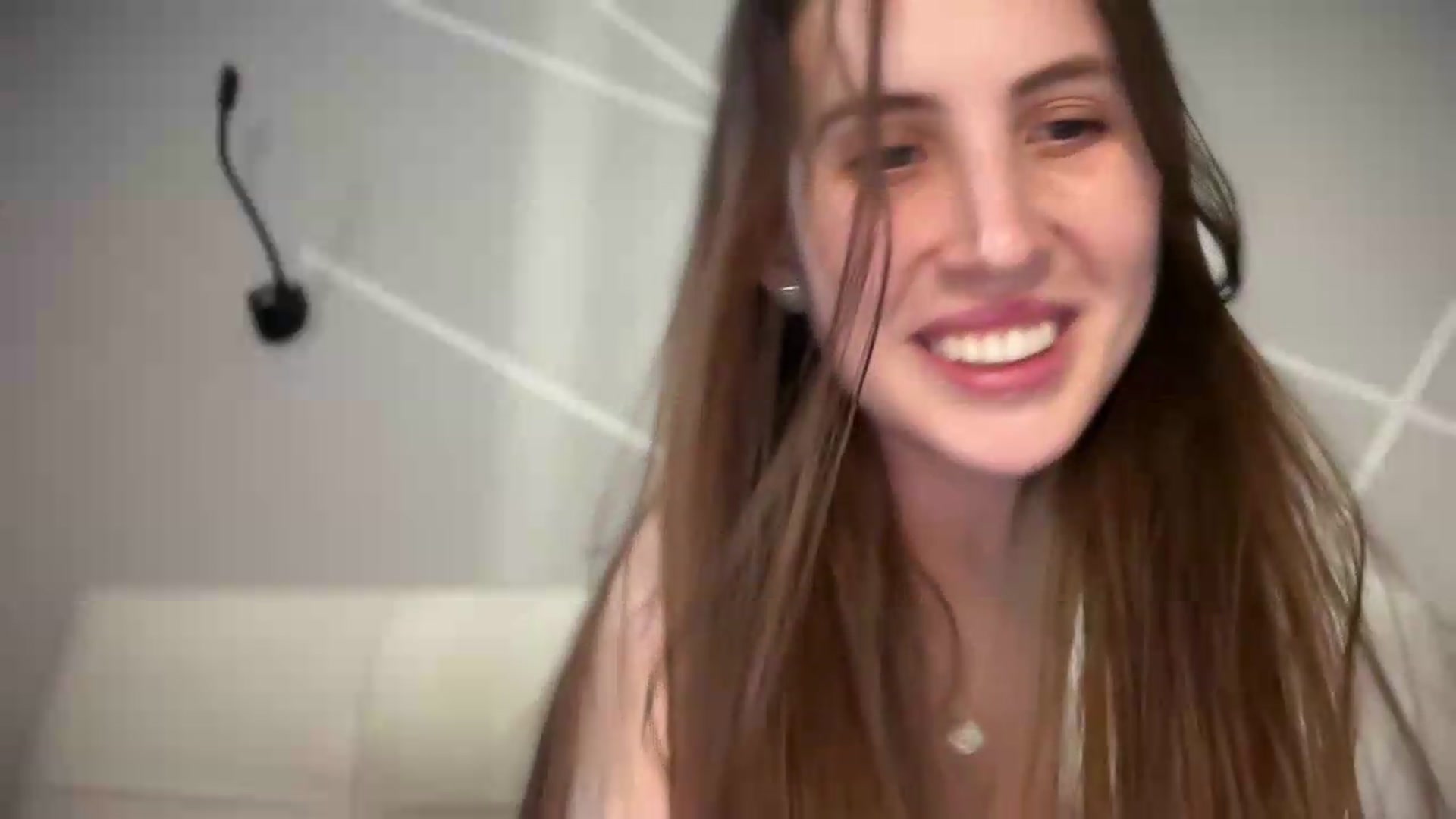 Gallery image thumbnail from MarryCox's myfreecams stream on, 07/22/2026, 13:31 image 20 of 20