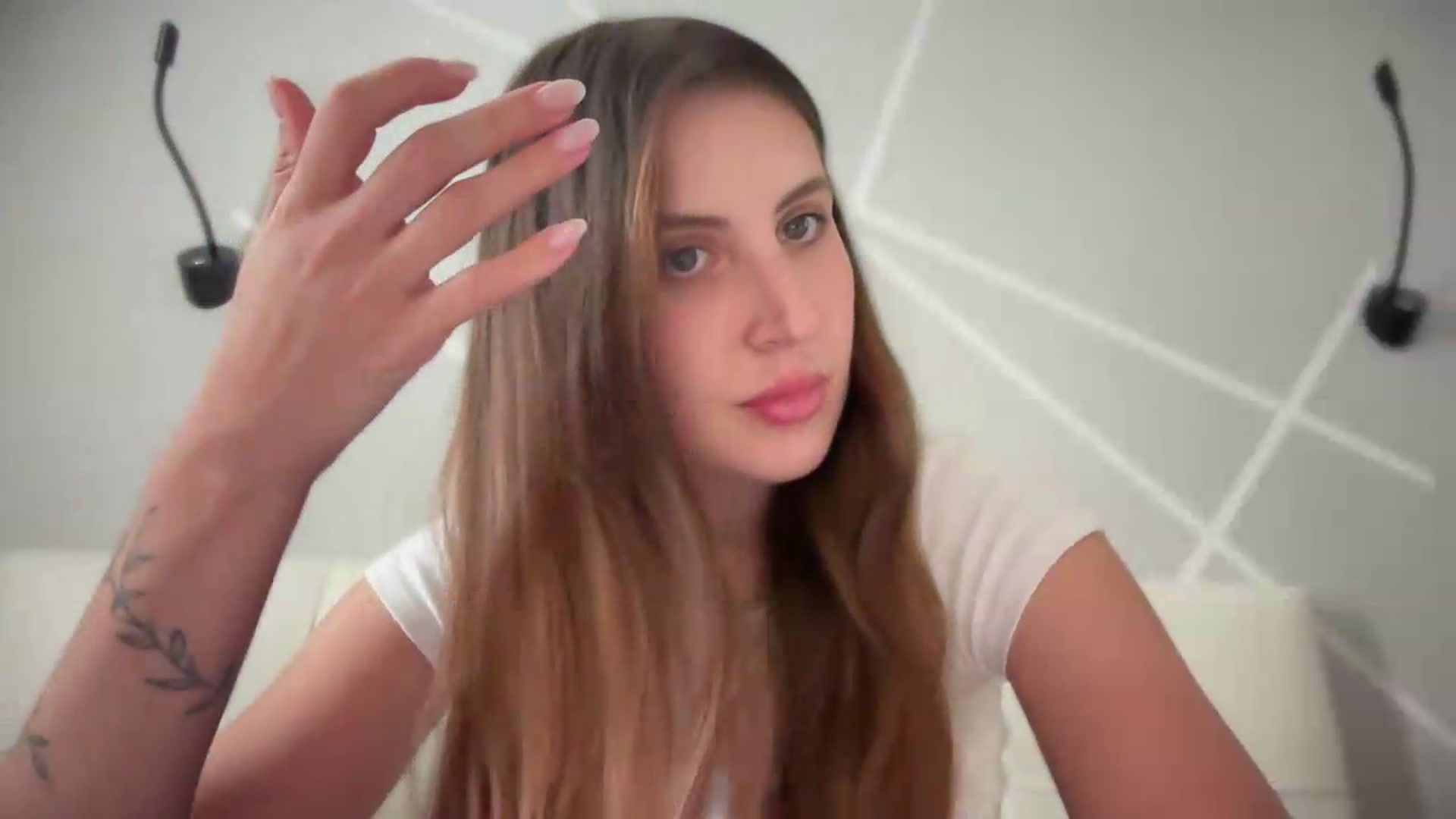 Gallery image thumbnail from MarryCox's myfreecams stream on, 08/12/2026, 12:43 image 4 of 20