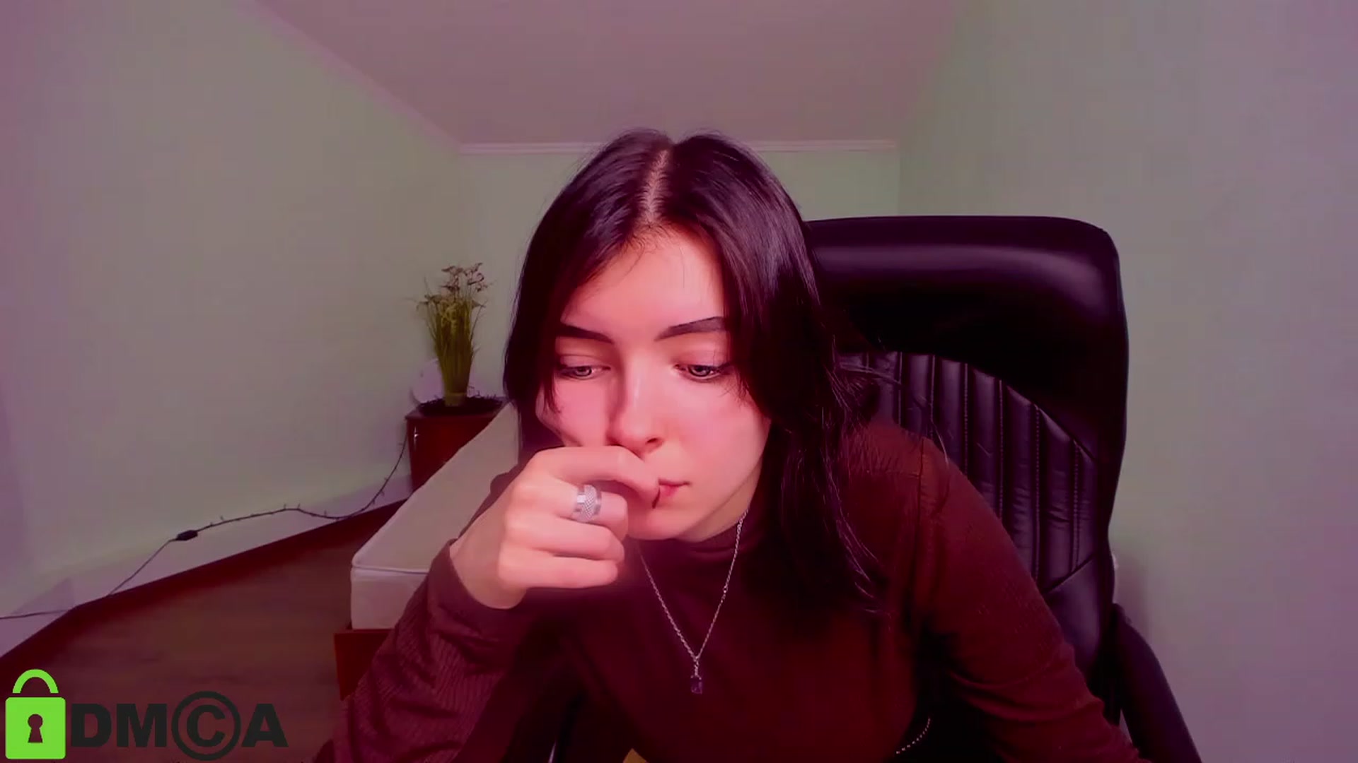 Gallery image thumbnail from MarryNet's myfreecams stream on, 02/03/2023, 12:32 image 19 of 20