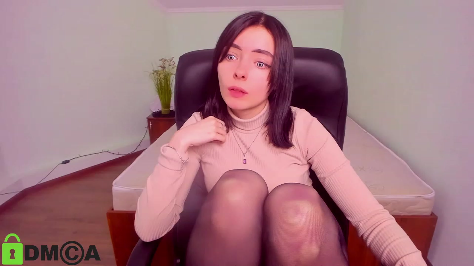 Gallery image thumbnail from MarryNet's myfreecams stream on, 02/04/2023, 12:32 image 16 of 20