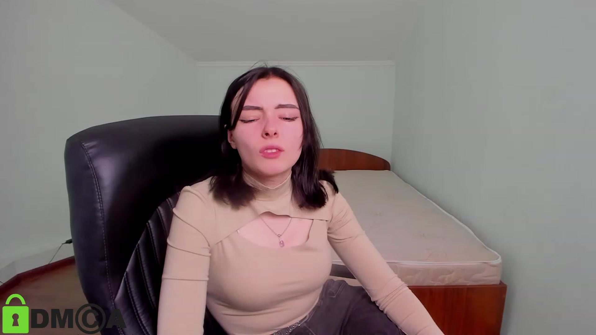 Gallery image thumbnail from MarryNet's myfreecams stream on, 02/07/2023, 12:32 image 6 of 20