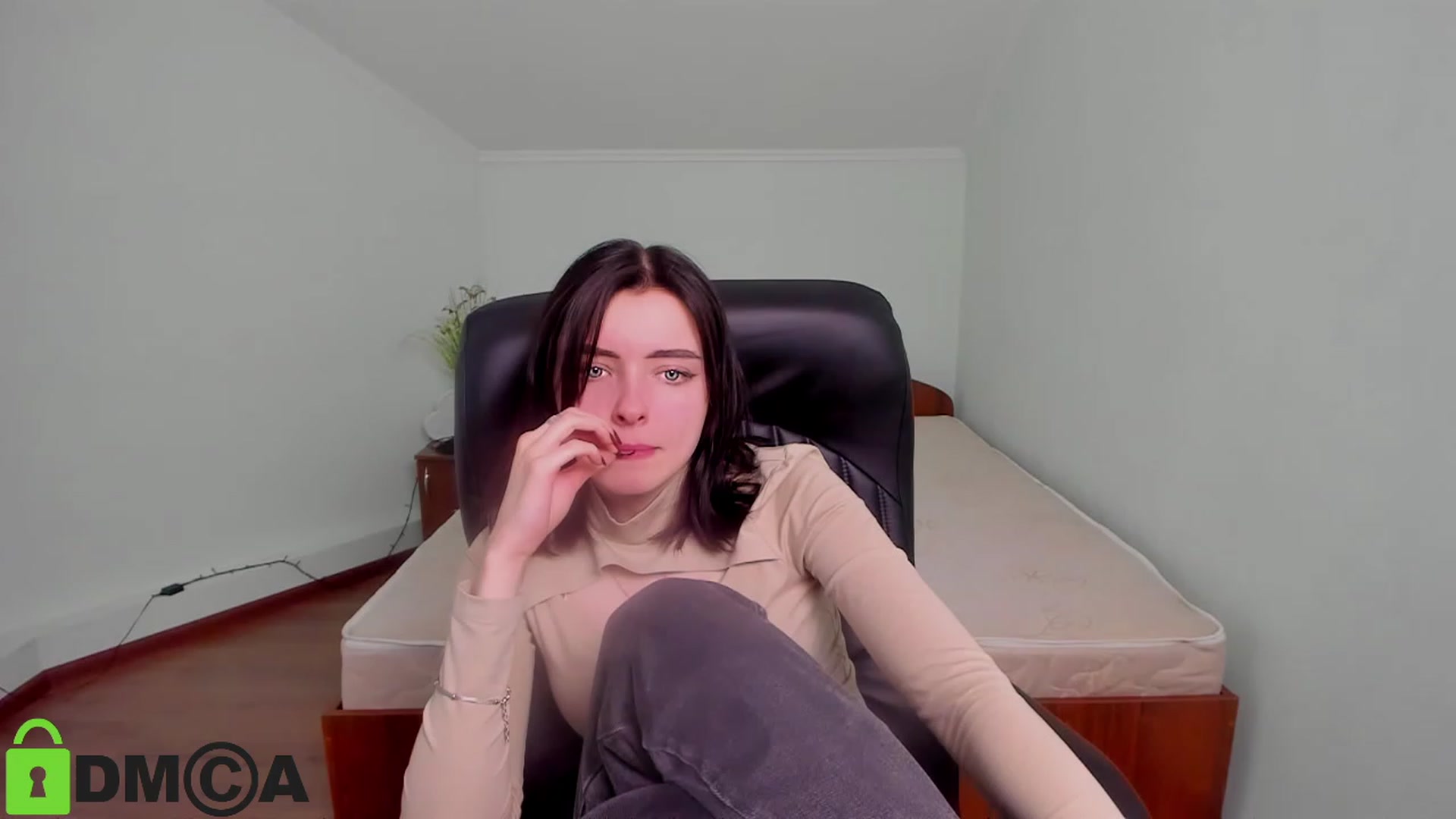 Gallery image thumbnail from MarryNet's myfreecams stream on, 02/07/2023, 12:32 image 18 of 20