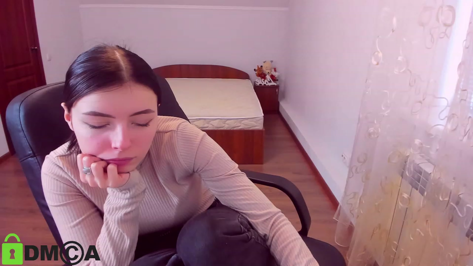 Gallery image thumbnail from MarryNet's myfreecams stream on, 02/19/2023, 14:04 image 16 of 20