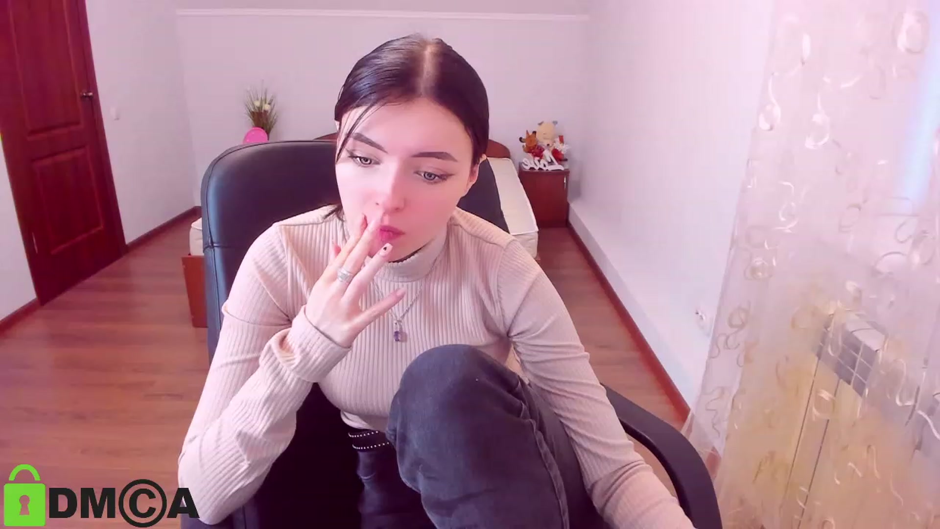 Gallery image thumbnail from MarryNet's myfreecams stream on, 02/19/2023, 14:55 image 9 of 20