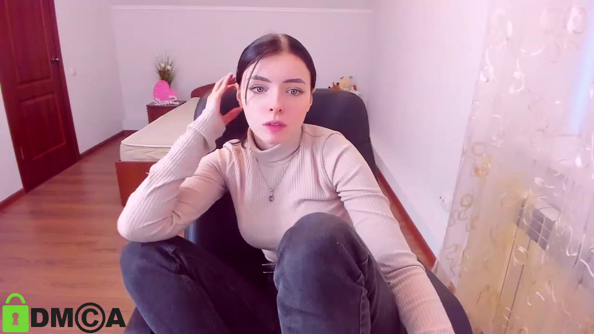 Gallery image thumbnail from MarryNet's myfreecams stream on, 02/19/2023, 14:55 image 12 of 20