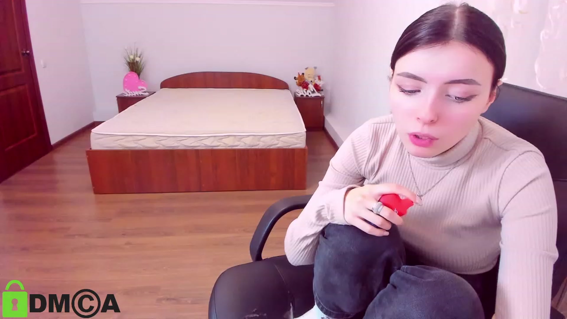 Gallery image thumbnail from MarryNet's myfreecams stream on, 02/19/2023, 17:57 image 15 of 20
