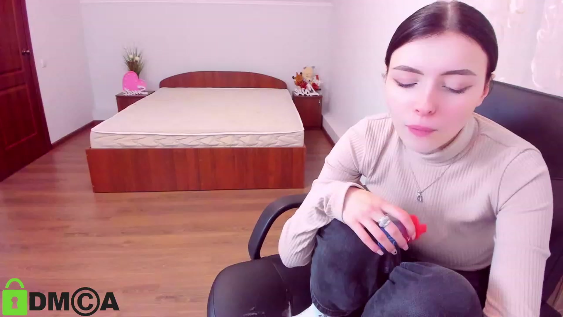 Gallery image thumbnail from MarryNet's myfreecams stream on, 02/19/2023, 17:57 image 14 of 20