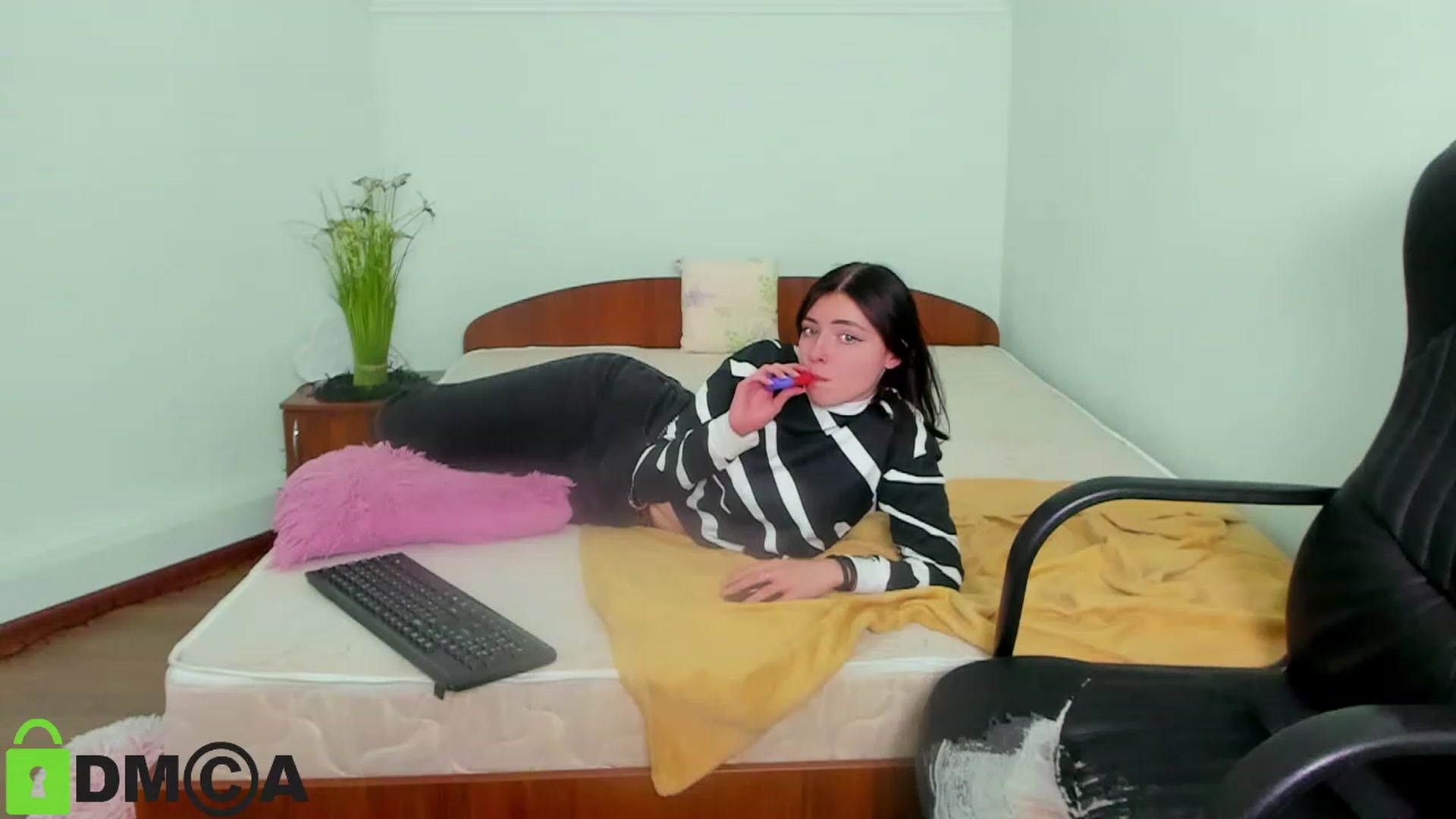 Gallery image thumbnail from MarryNet's myfreecams stream on, 02/21/2023, 11:04 image 17 of 20