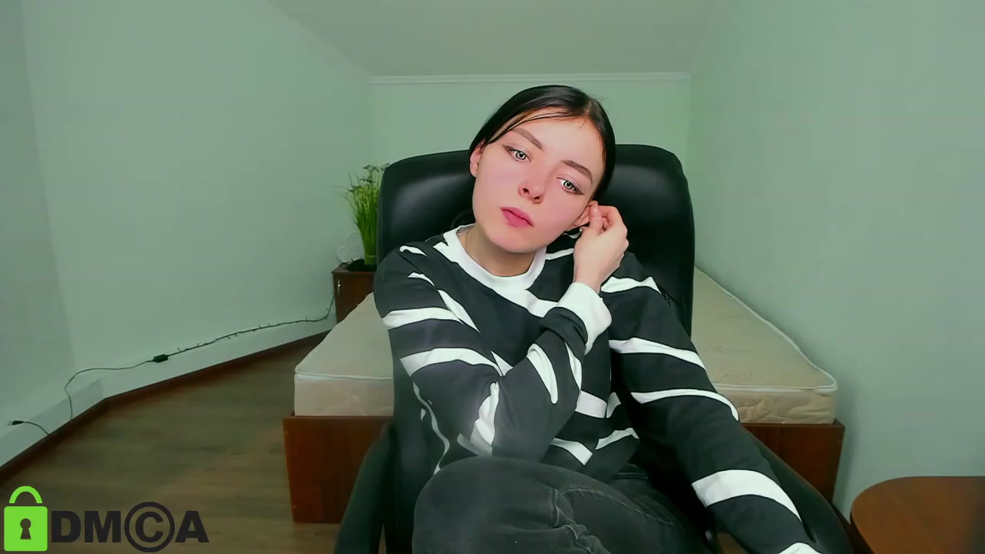 Gallery image thumbnail from MarryNet's myfreecams stream on, 02/22/2023, 10:37 image 7 of 20