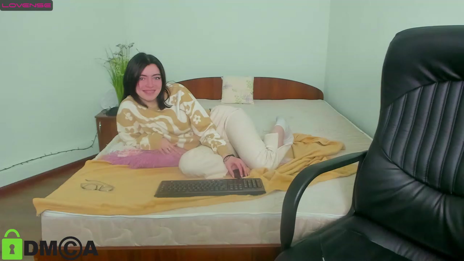 Gallery image thumbnail from MarryNet's myfreecams stream on, 02/26/2023, 12:33 image 9 of 20