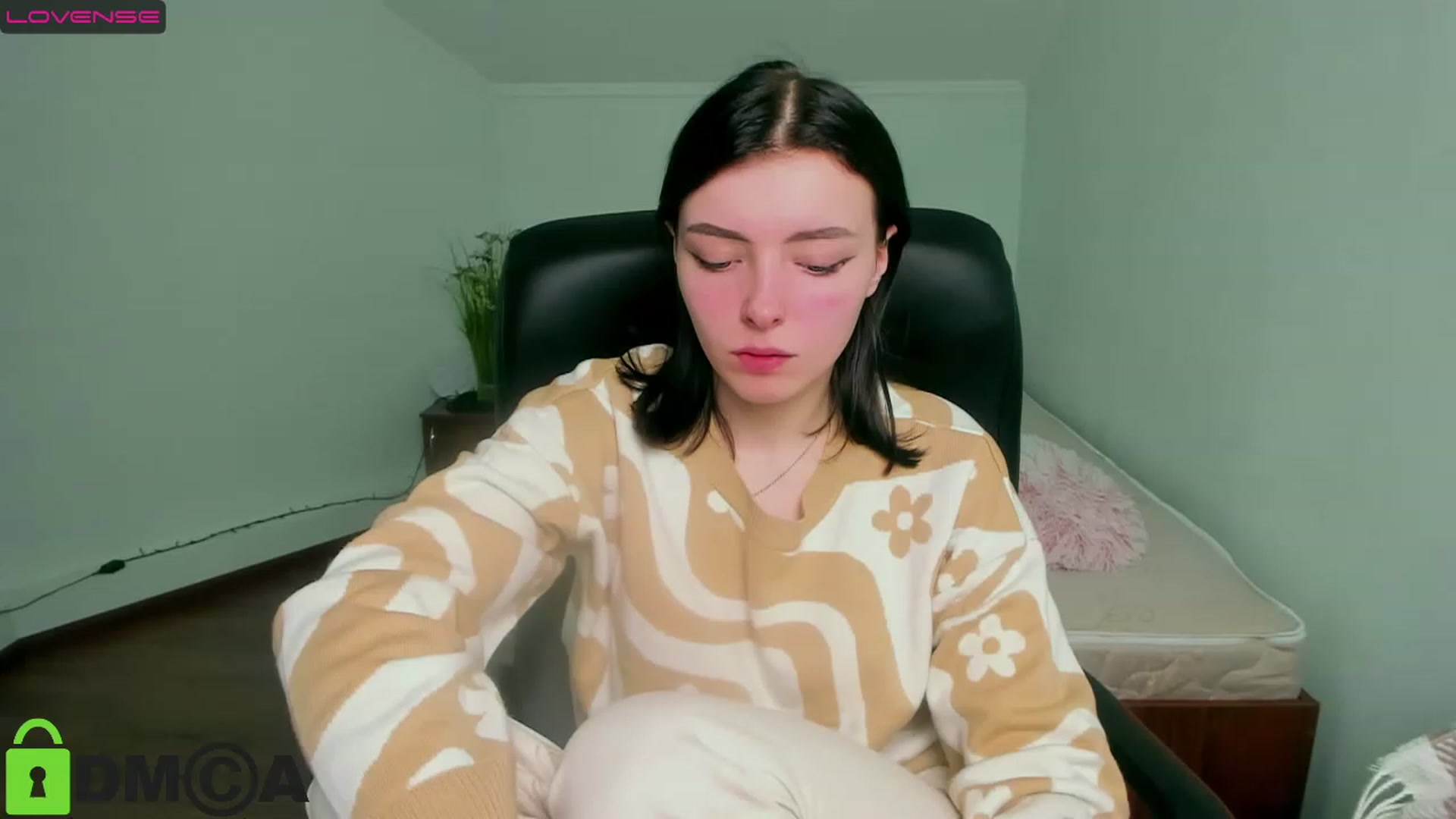 Gallery image thumbnail from MarryNet's myfreecams stream on, 02/27/2023, 12:32 image 6 of 20