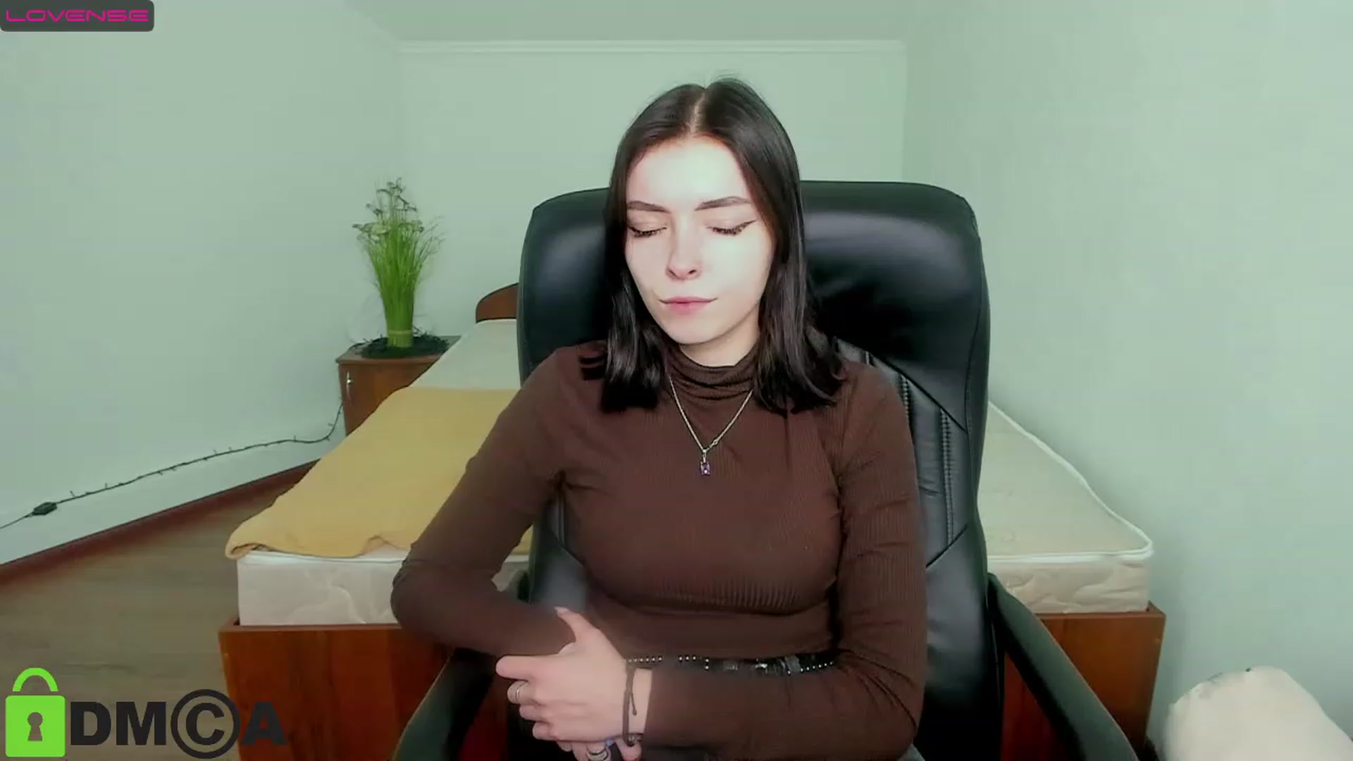 Gallery image thumbnail from MarryNet's myfreecams stream on, 02/28/2023, 10:39 image 6 of 20