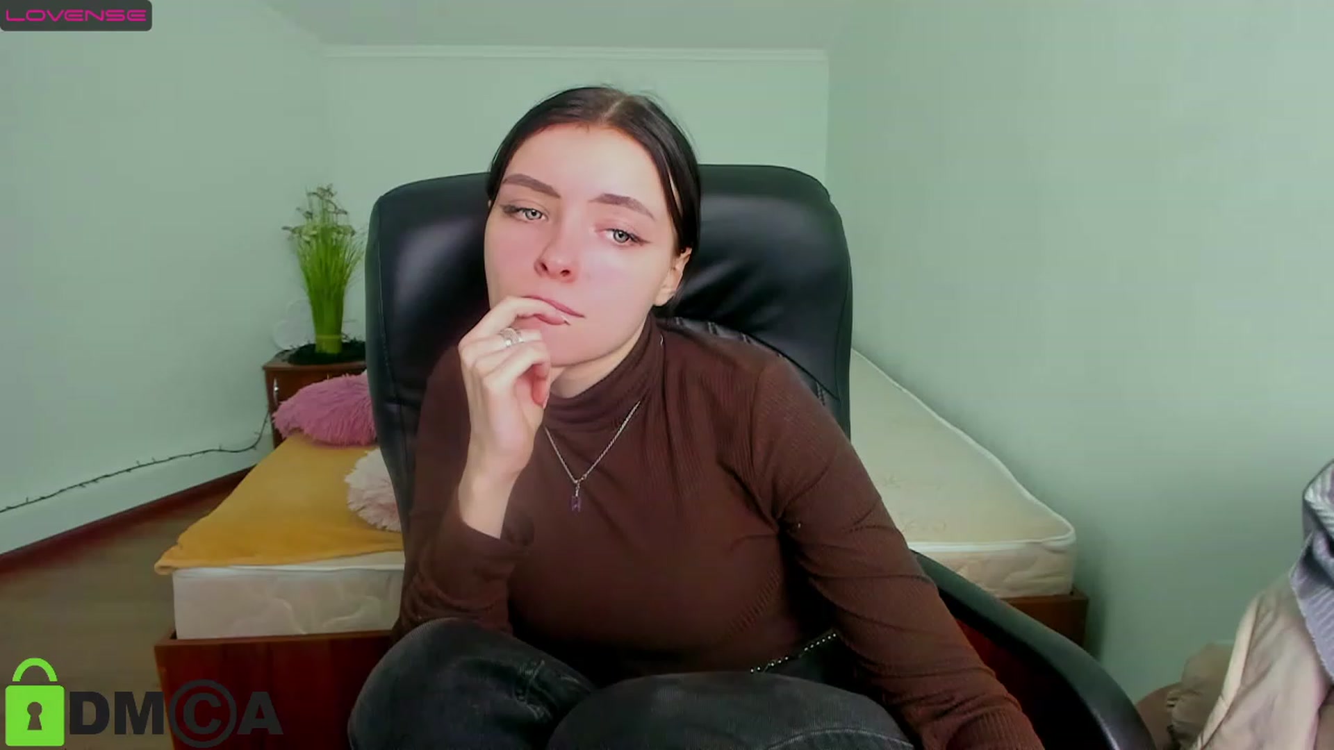 Gallery image thumbnail from MarryNet's myfreecams stream on, 03/02/2023, 12:32 image 17 of 20