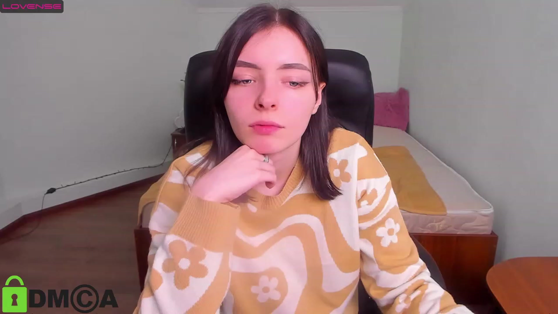 Gallery image thumbnail from MarryNet's myfreecams stream on, 03/10/2023, 10:28 image 3 of 20