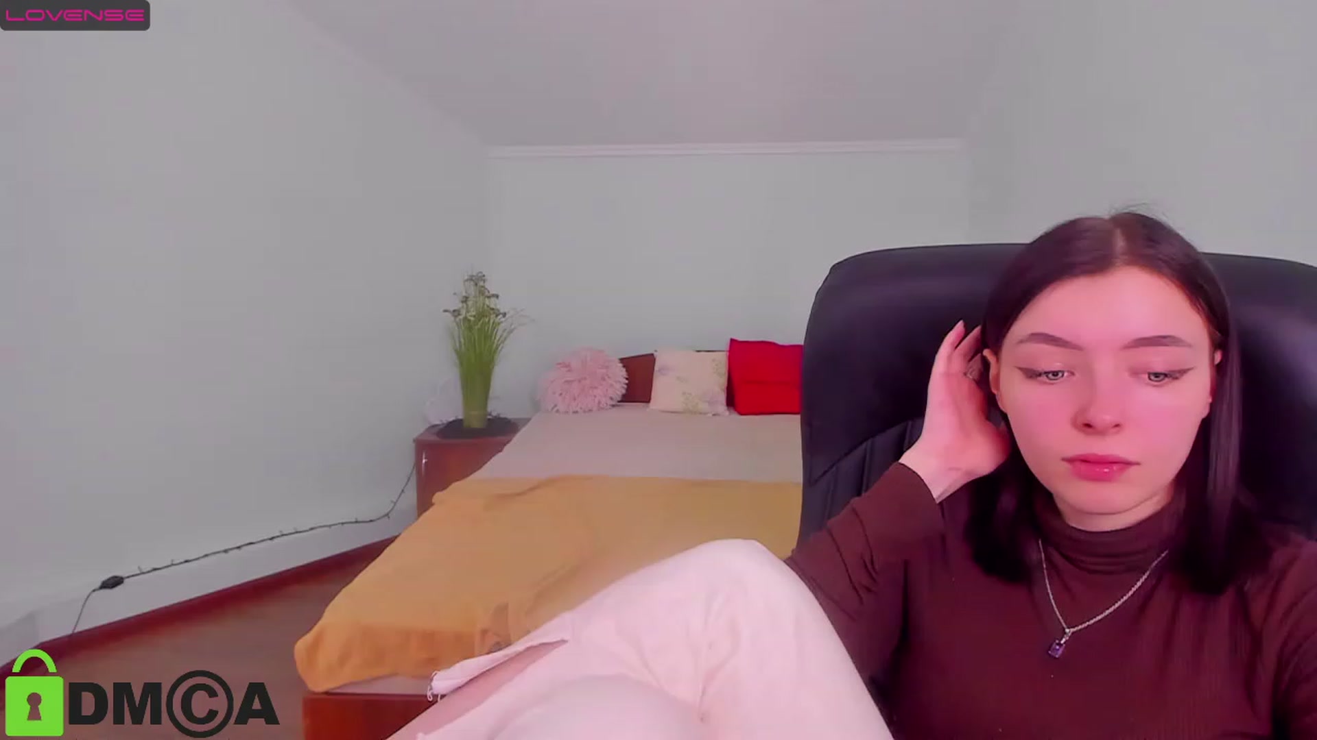 Gallery image thumbnail from MarryNet's myfreecams stream on, 03/13/2023, 09:15 image 5 of 20