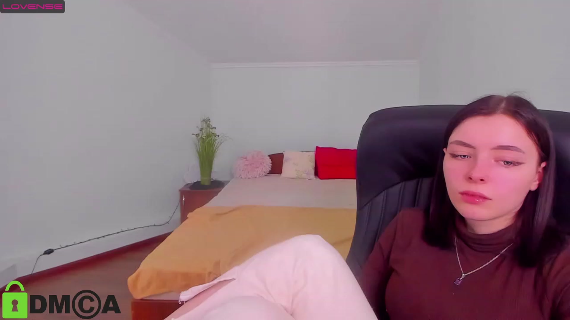 Gallery image thumbnail from MarryNet's myfreecams stream on, 03/13/2023, 09:15 image 6 of 20
