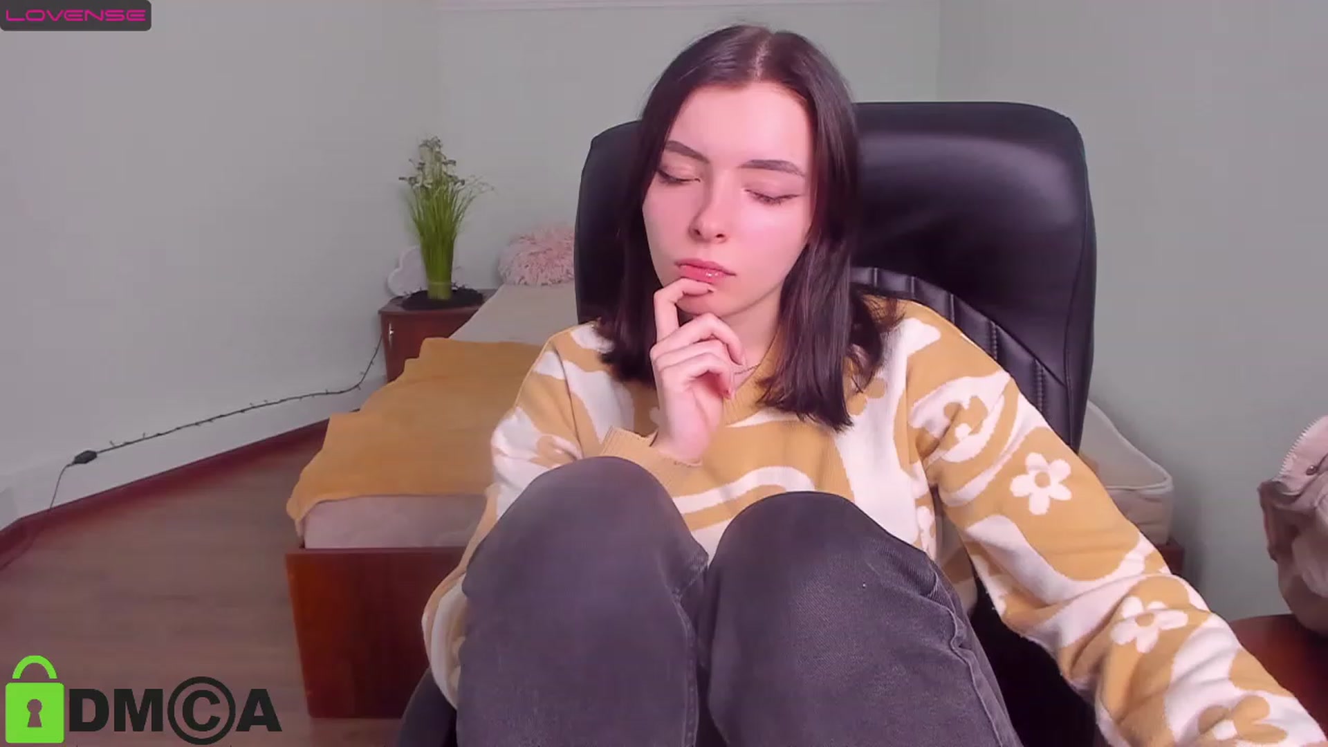 Gallery image thumbnail from MarryNet's myfreecams stream on, 03/14/2023, 12:00 image 1 of 20