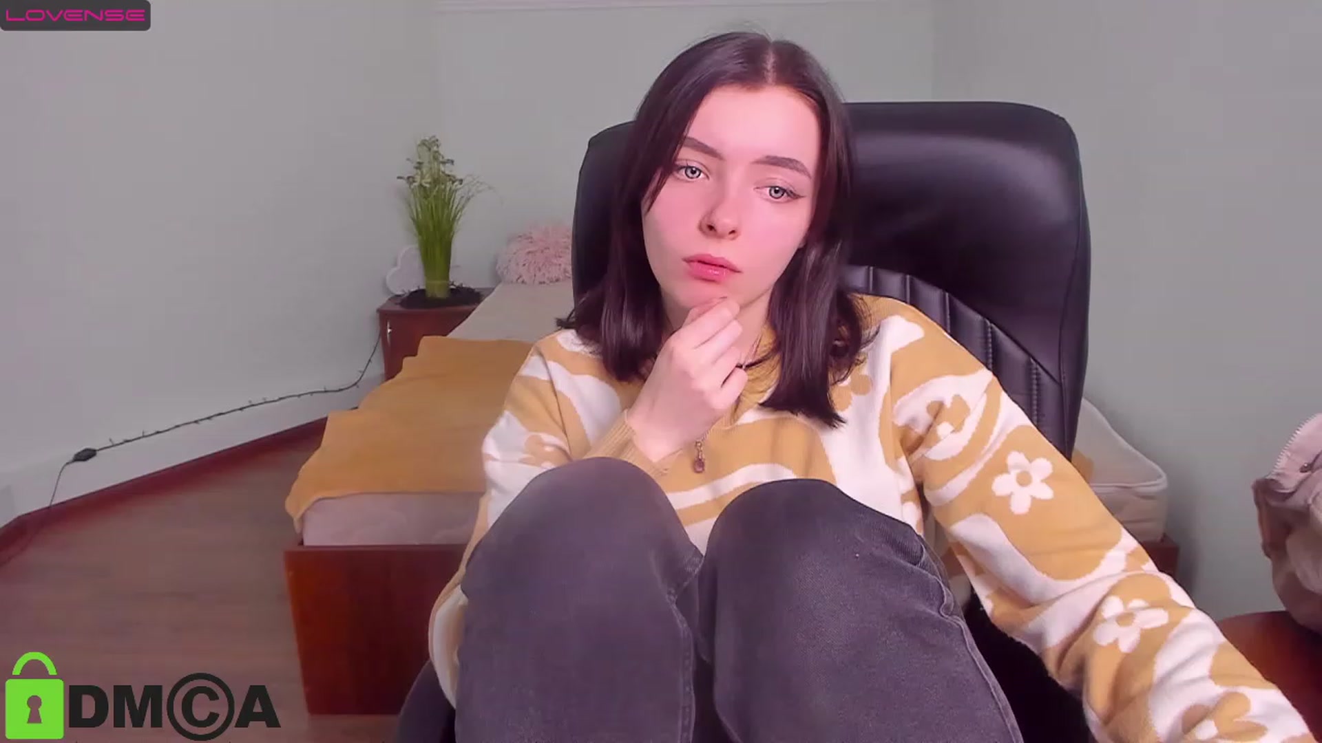 Gallery image thumbnail from MarryNet's myfreecams stream on, 03/14/2023, 12:00 image 4 of 20