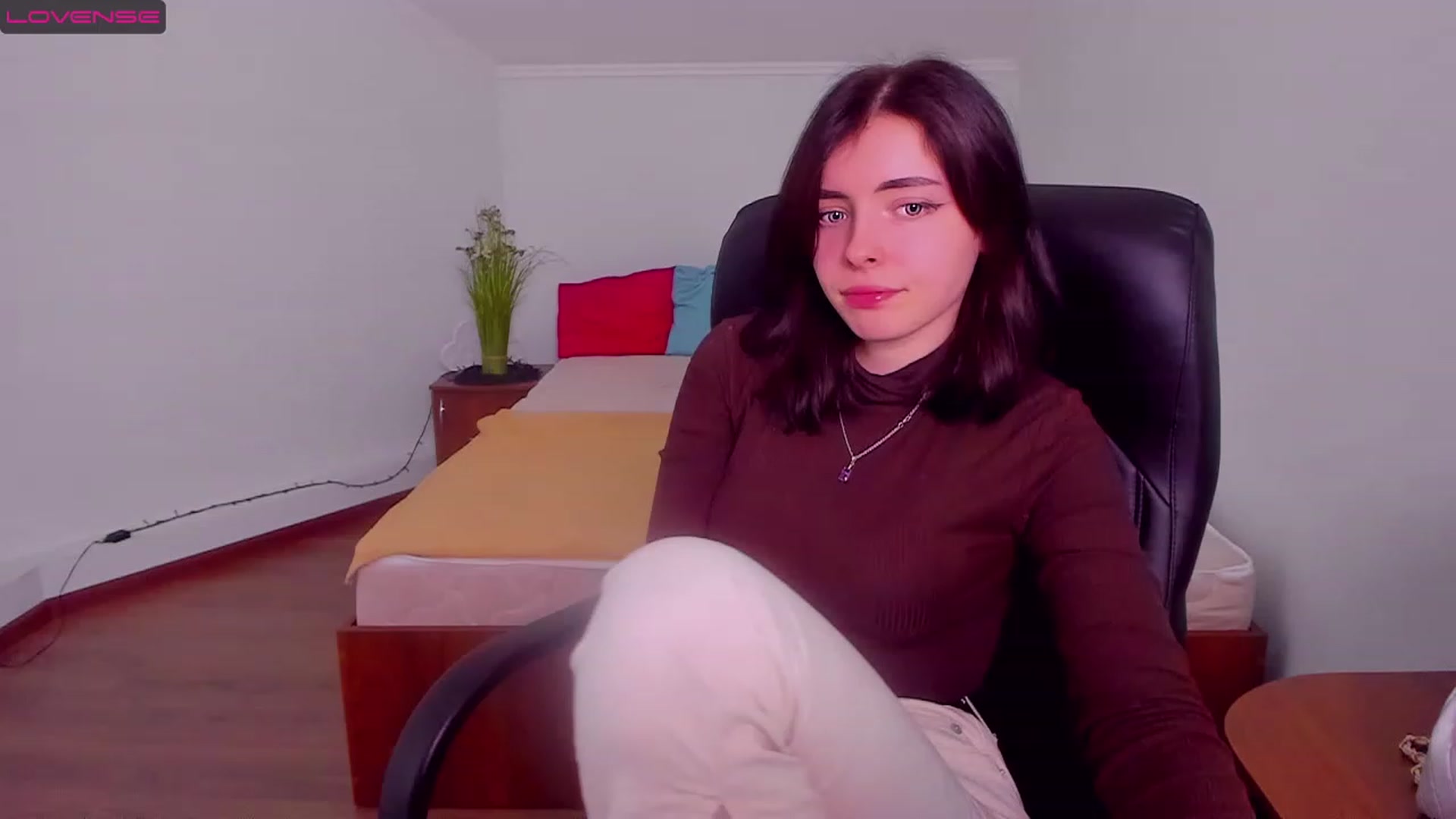 Gallery image thumbnail from MarryNet's myfreecams stream on, 03/20/2023, 10:26 image 17 of 20