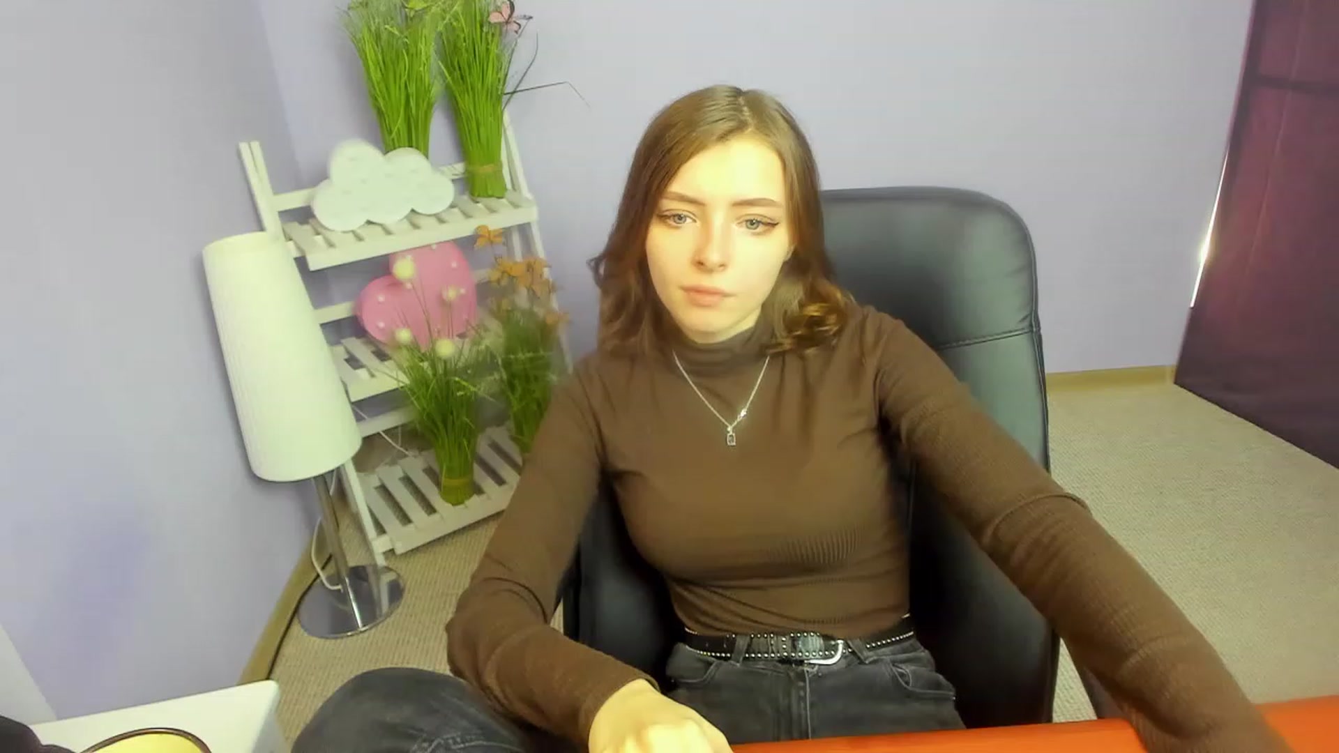 Gallery image thumbnail from MarryNett's myfreecams stream on, 11/15/2022, 10:24 image 3 of 20
