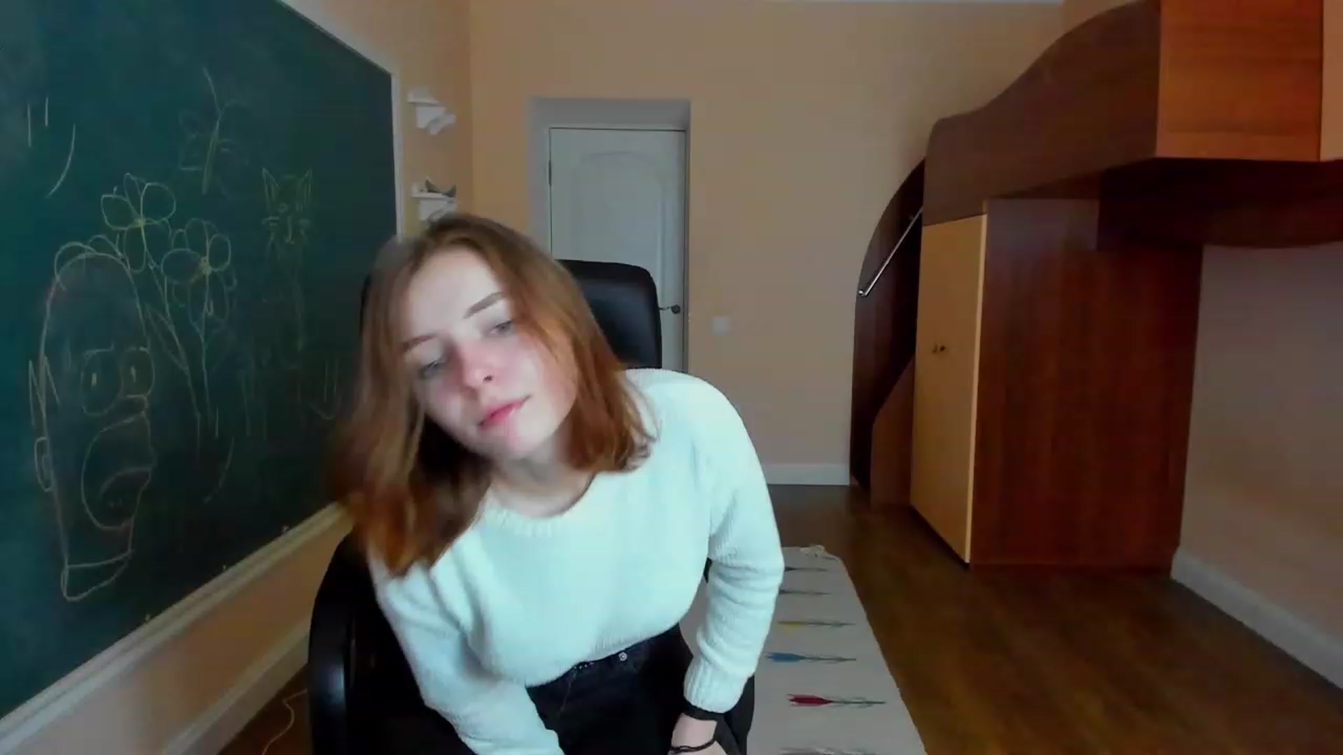 Gallery image thumbnail from MarryNett's myfreecams stream on, 11/17/2022, 12:24 image 12 of 20
