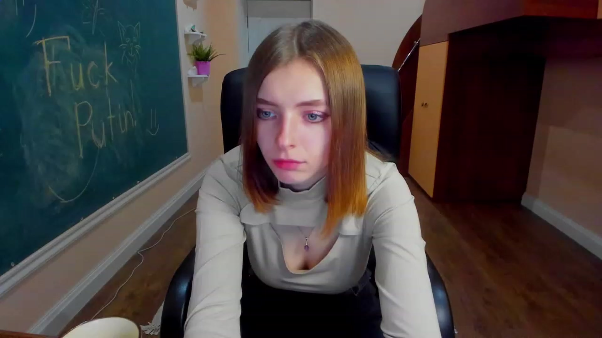 Gallery image thumbnail from MarryNett's myfreecams stream on, 11/18/2022, 17:04 image 20 of 20