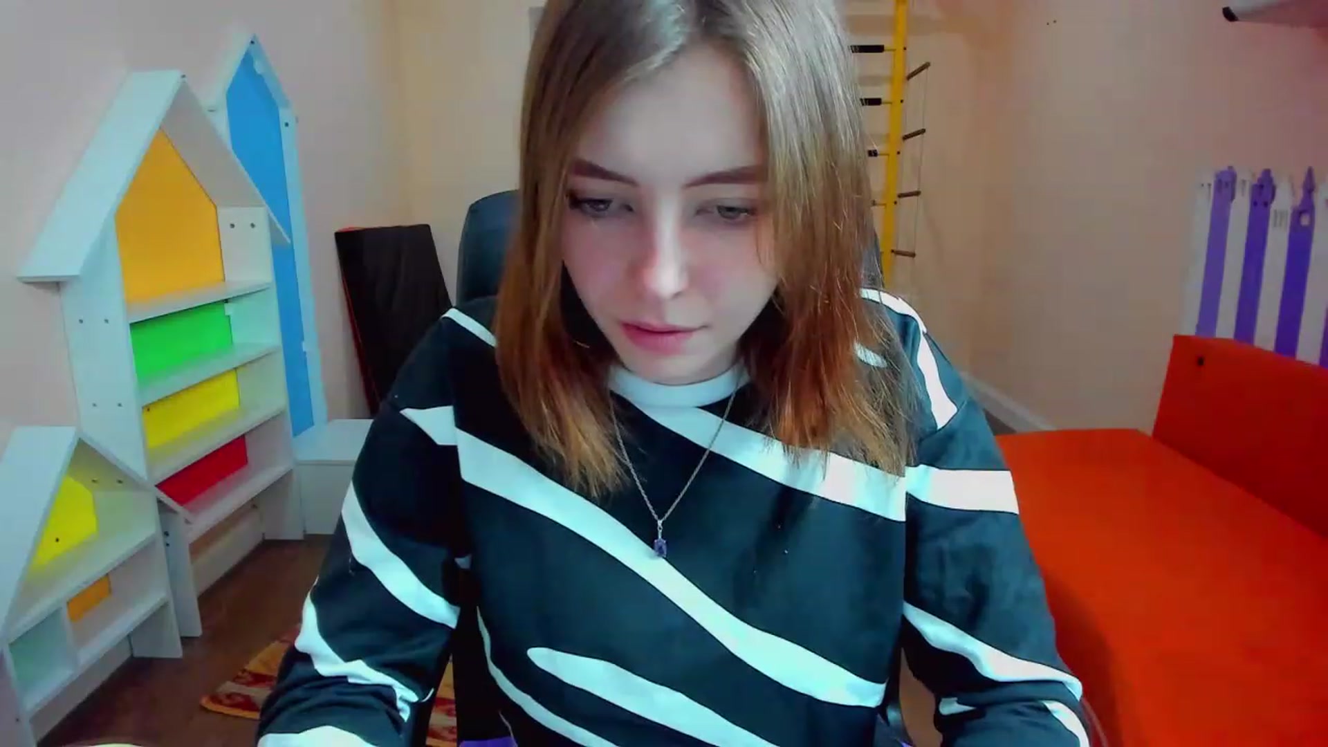 Gallery image thumbnail from MarryNett's myfreecams stream on, 11/19/2022, 08:08 image 6 of 20