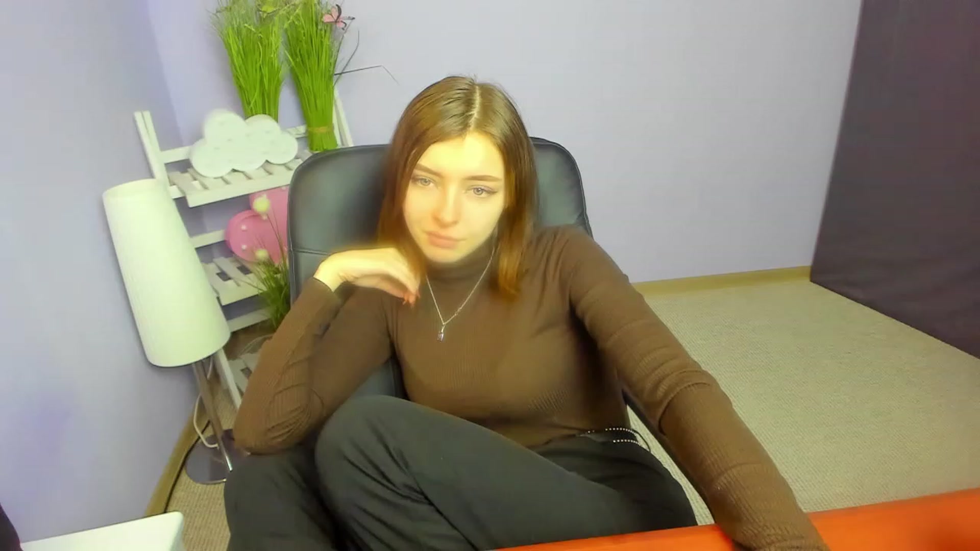 Gallery image thumbnail from MarryNett's myfreecams stream on, 11/21/2022, 10:30 image 4 of 20