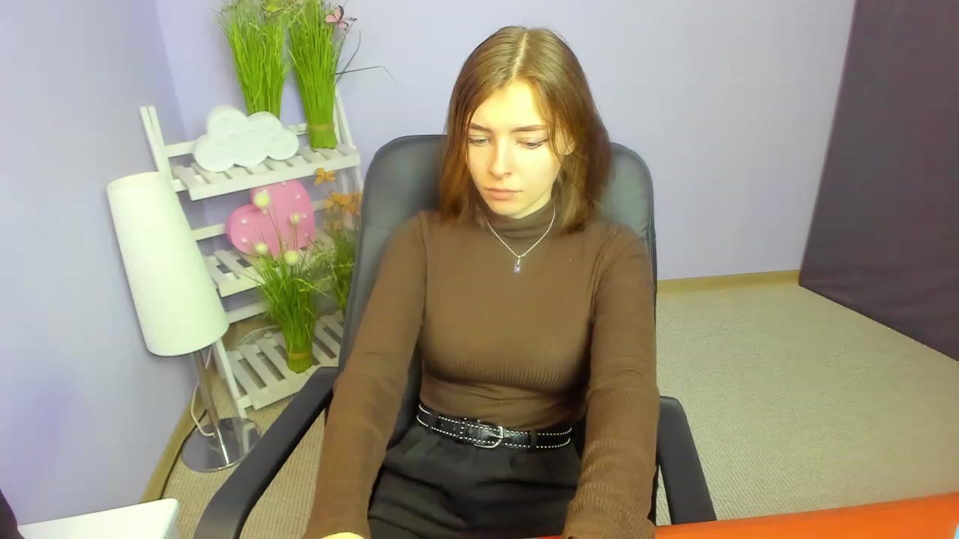 Gallery image thumbnail from MarryNett's myfreecams stream on, 11/21/2022, 10:30 image 12 of 20