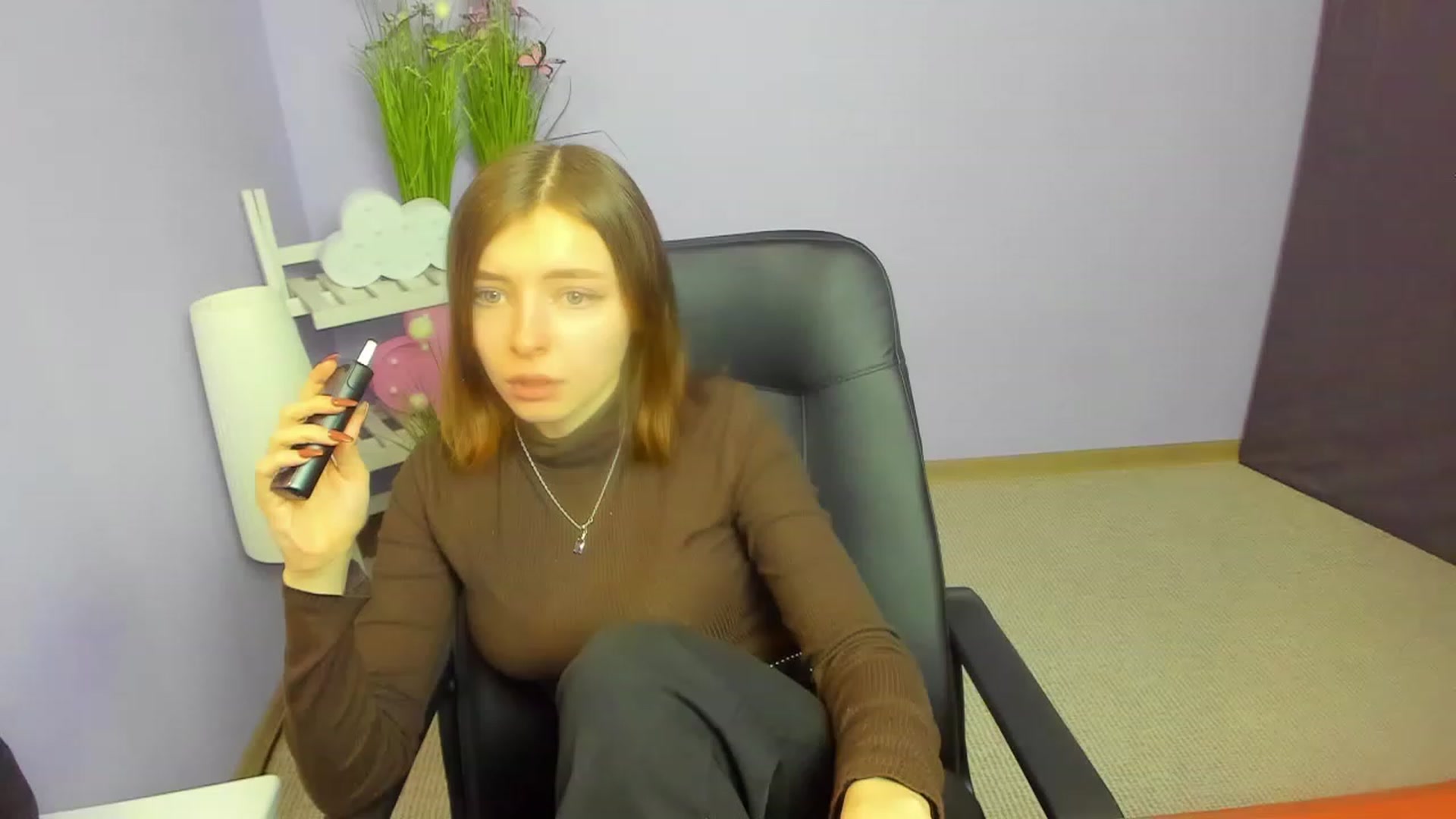Gallery image thumbnail from MarryNett's myfreecams stream on, 11/21/2022, 12:08 image 16 of 20