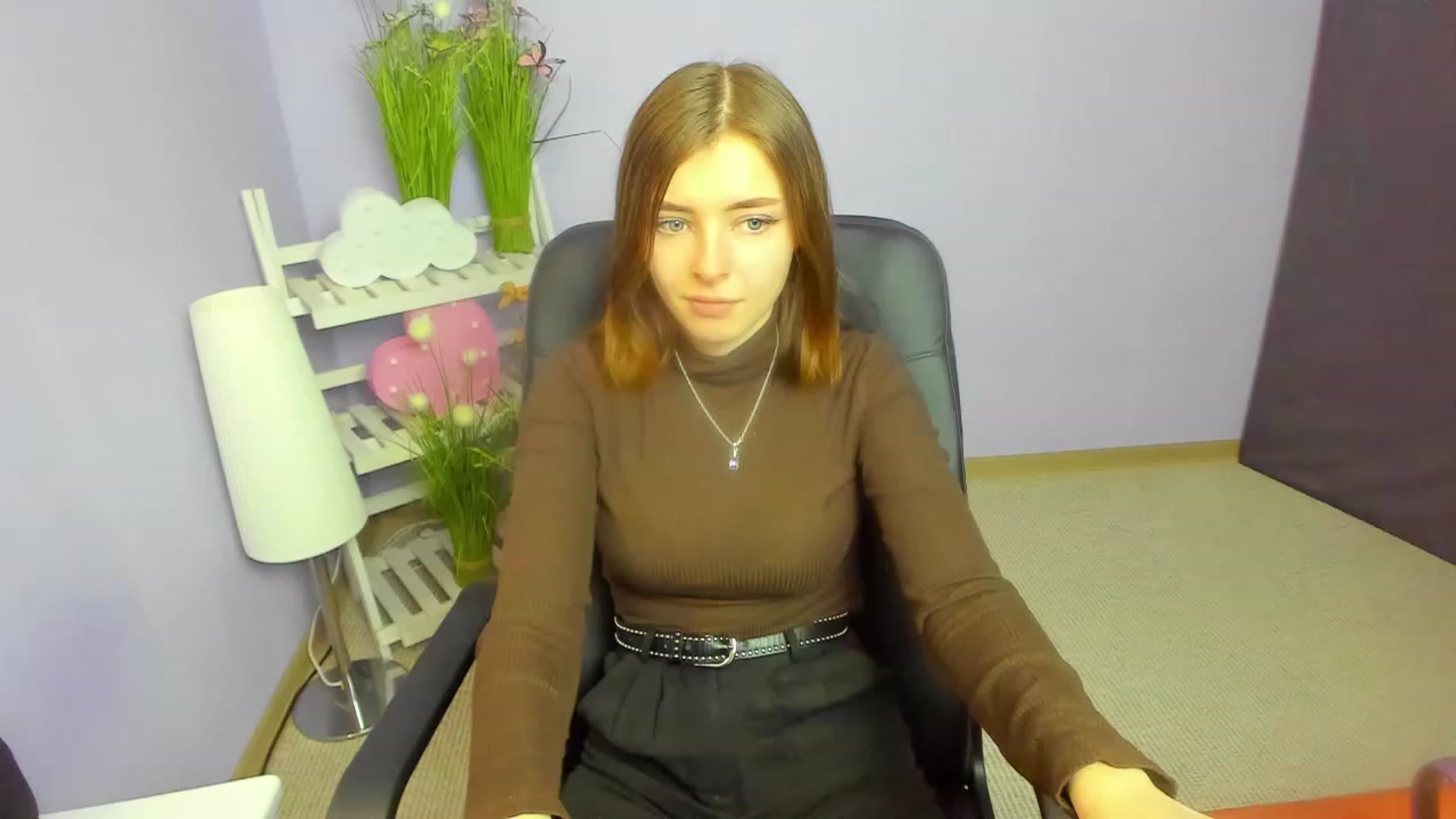 Gallery image thumbnail from MarryNett's myfreecams stream on, 11/21/2022, 12:08 image 4 of 20