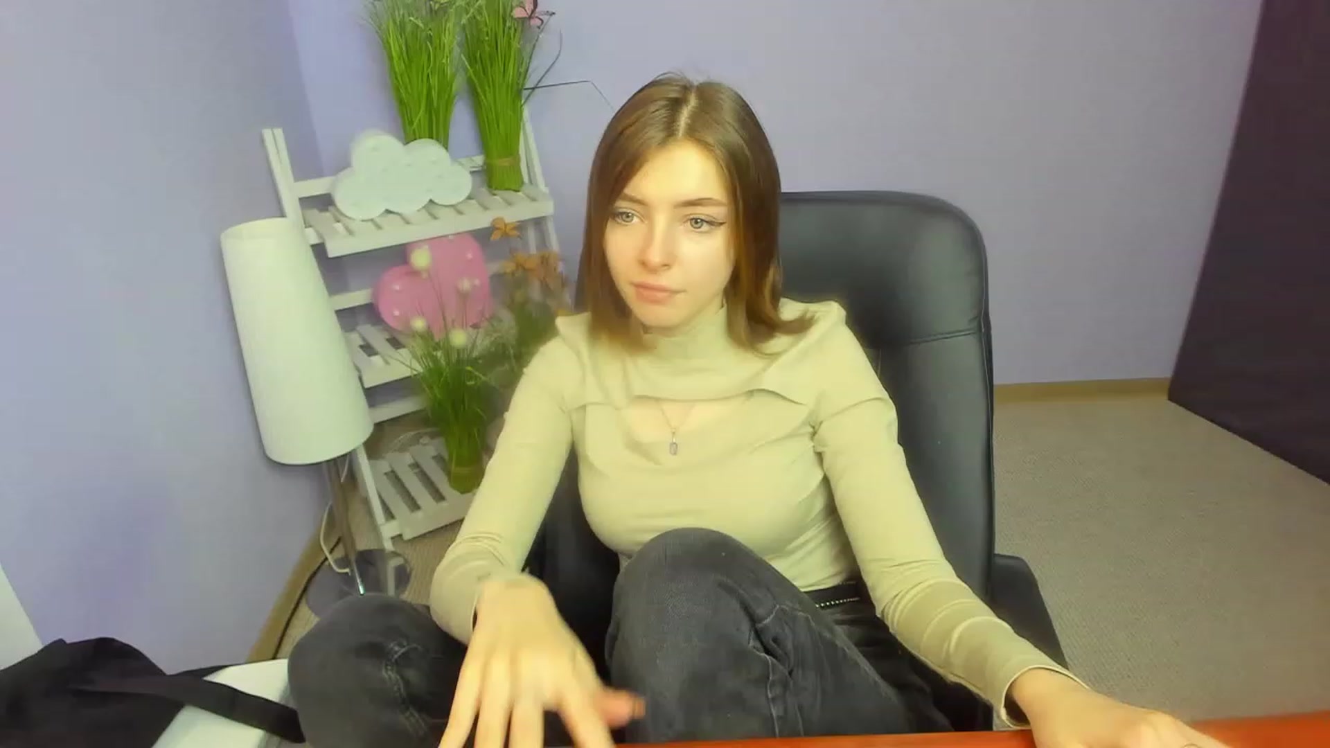 Gallery image thumbnail from MarryNett's myfreecams stream on, 11/22/2022, 09:31 image 19 of 20