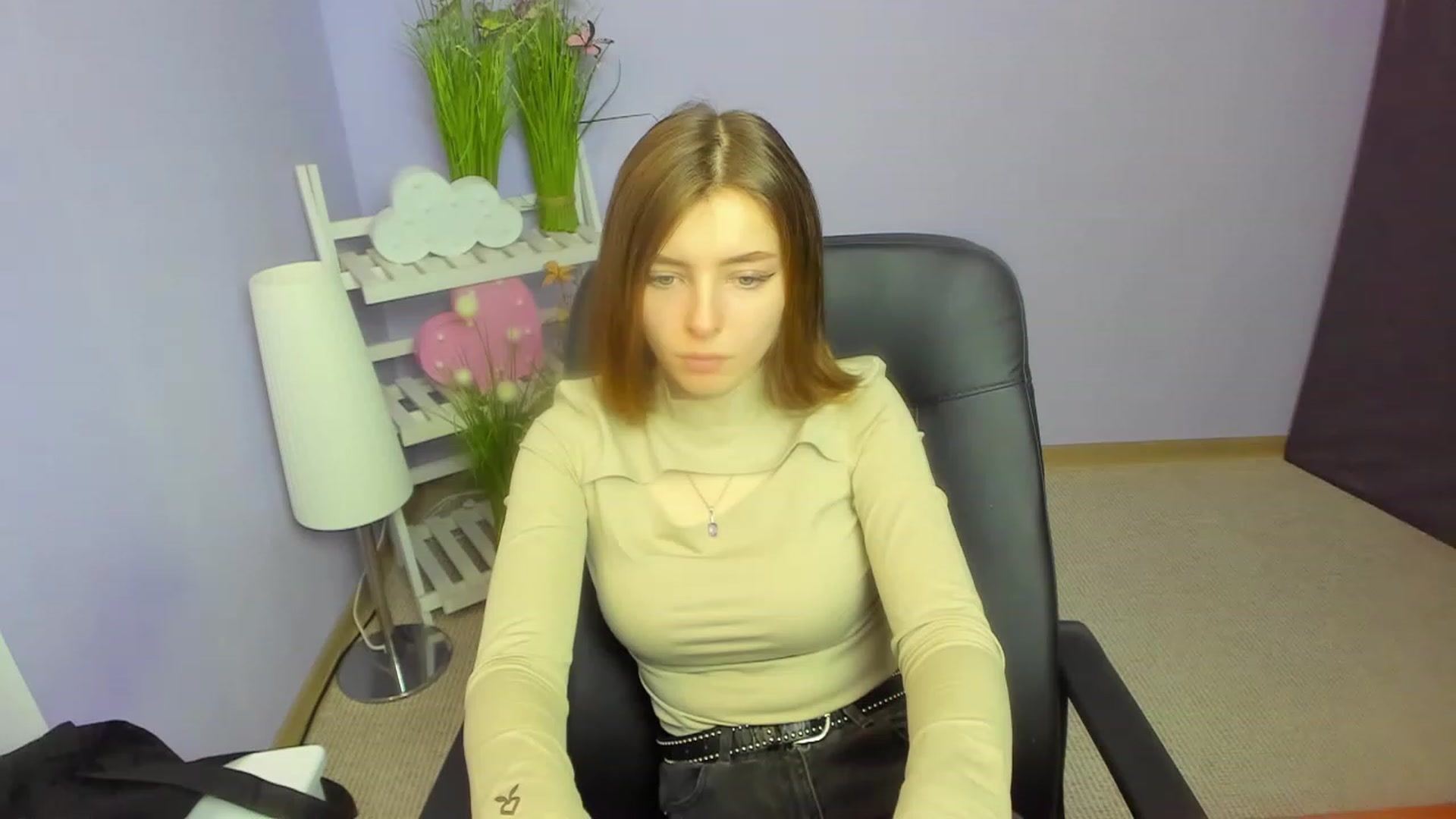 Gallery image thumbnail from MarryNett's myfreecams stream on, 11/22/2022, 09:31 image 5 of 20