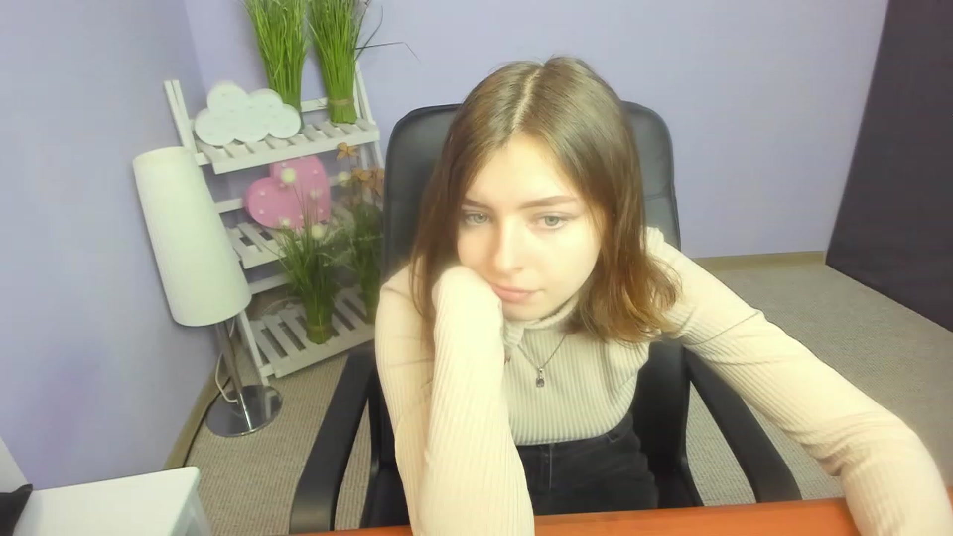 Gallery image thumbnail from MarryNett's myfreecams stream on, 11/25/2022, 08:49 image 7 of 20
