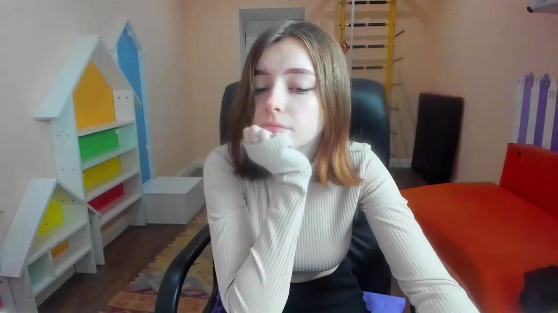 Gallery image thumbnail from MarryNett's myfreecams stream on, 11/26/2022, 07:40 image 3 of 20