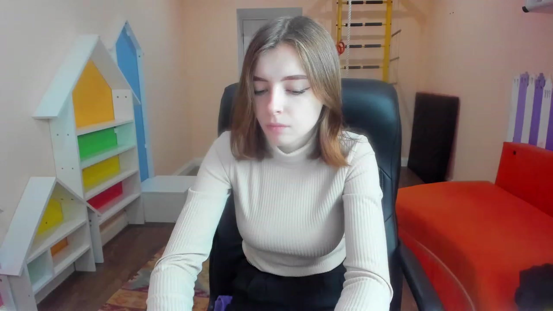Gallery image thumbnail from MarryNett's myfreecams stream on, 11/26/2022, 07:40 image 13 of 20